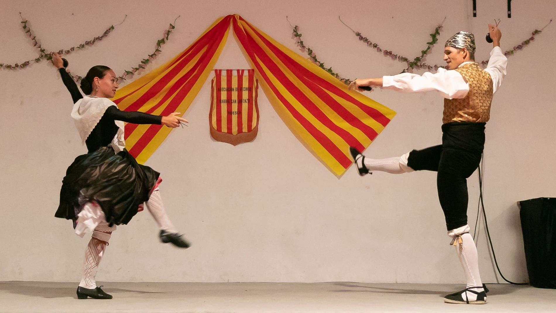 Fiestas del barrio de San Lorenzo 2023. Presentación de las mairalesas y los mayorales. Foto Estela Alcay