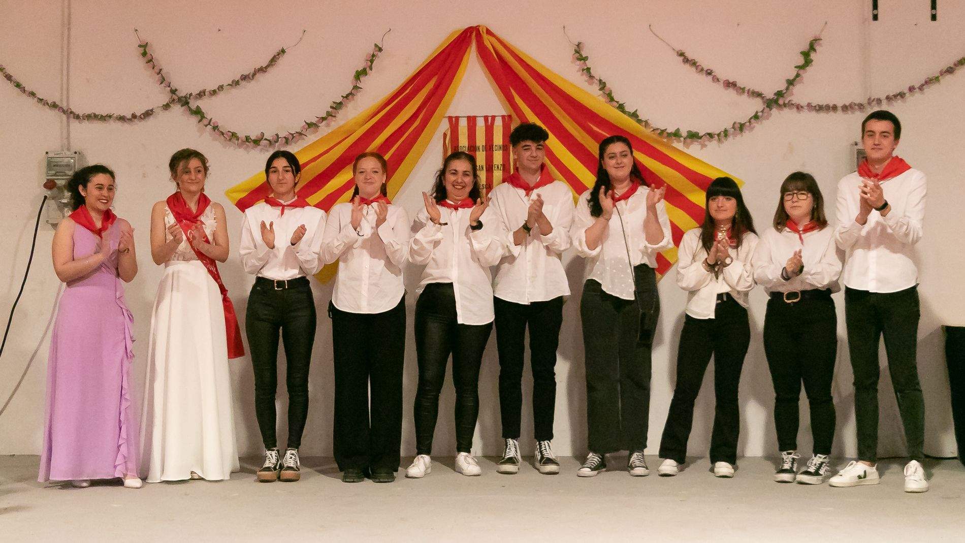Fiestas del barrio de San Lorenzo 2023. Presentación de las mairalesas y los mayorales. Foto Estela Alcay Fiestas del barrio de San Lorenzo 2023. Presentación de las mairalesas y los mayorales. Foto Estela Alcay