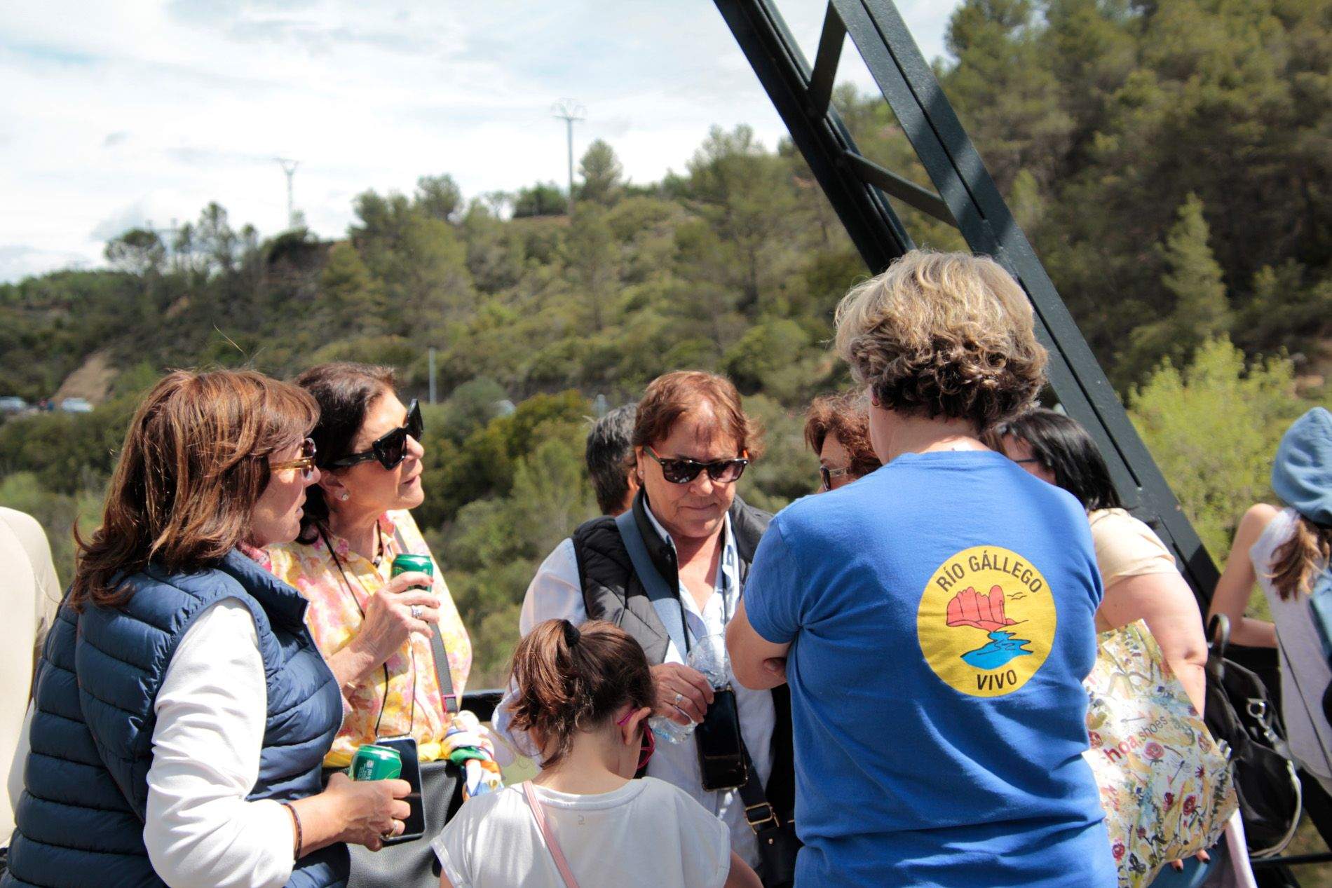 Descenso de navatas por el río Gállego. Foto: Amagoia La Cruz 