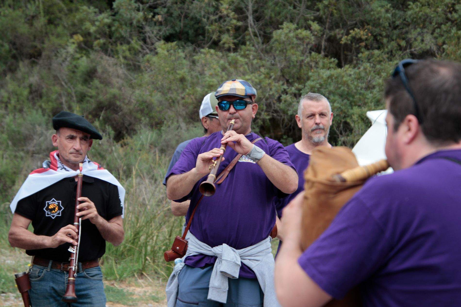 Descenso de navatas por el río Gállego. Foto: Amagoia La Cruz 