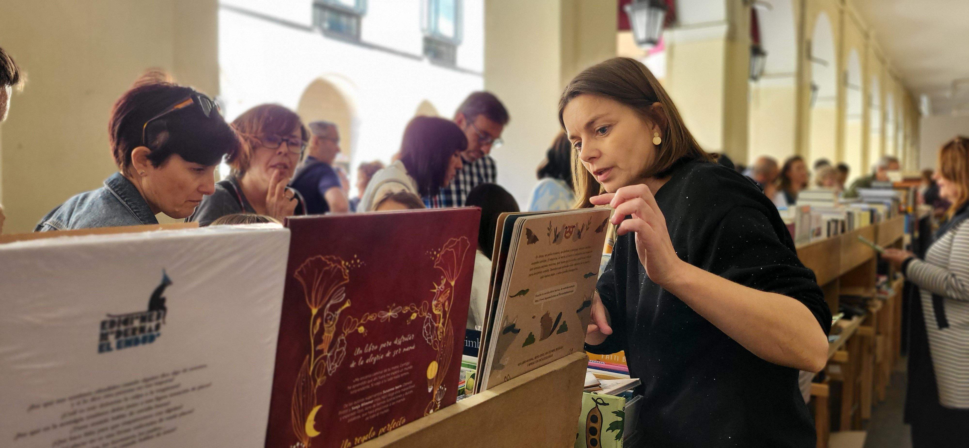  Día del Libro 2023 en Huesca. Foto Myriam Martínez