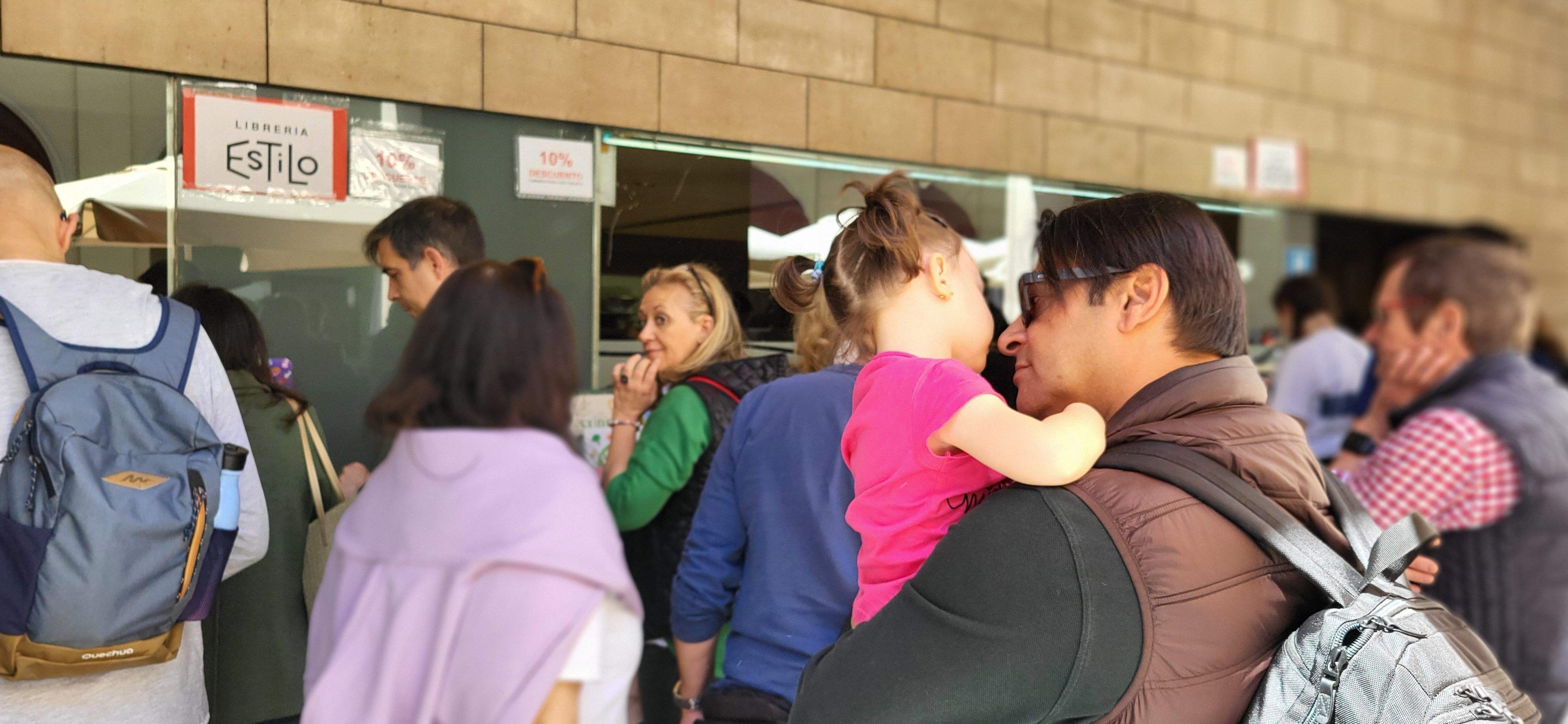  Día del Libro 2023 en Huesca. Foto Myriam Martínez