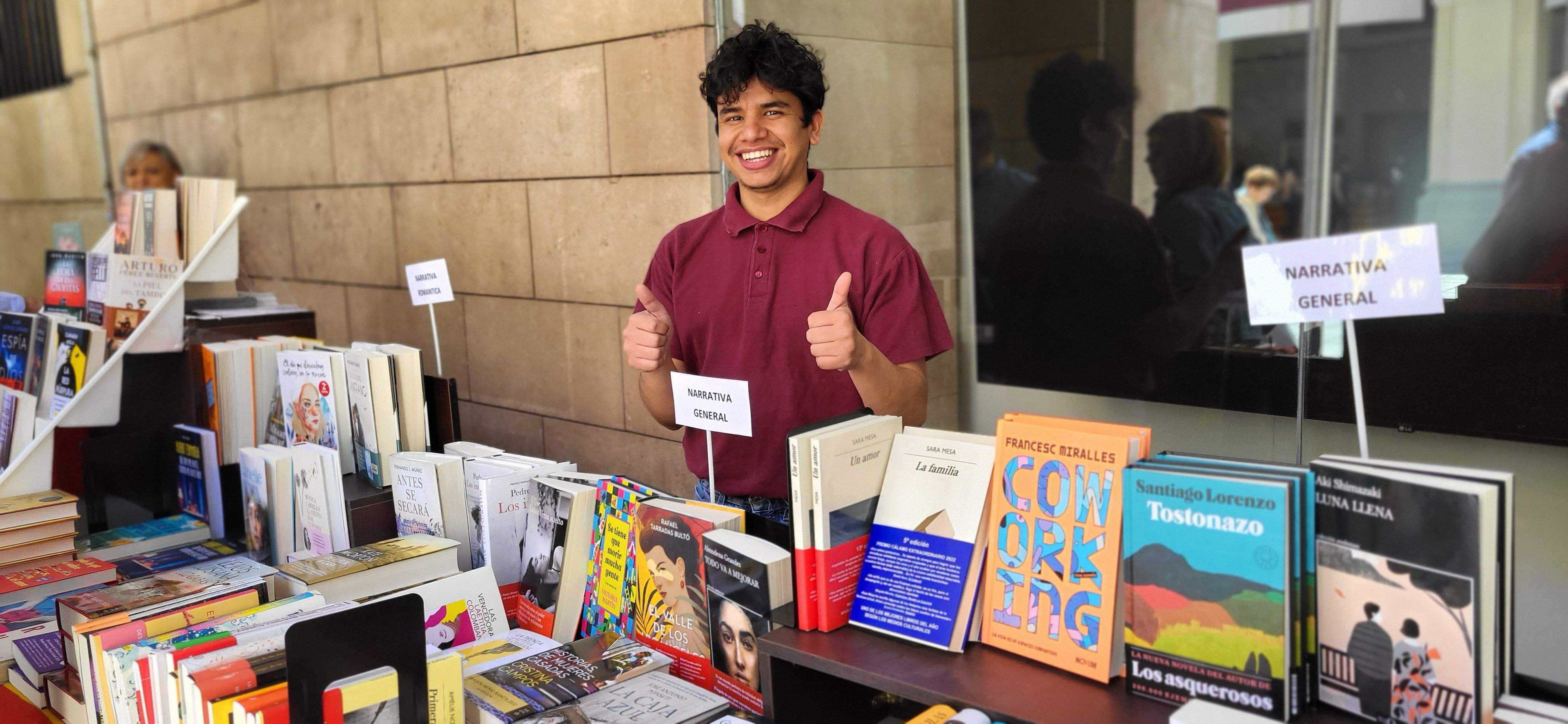  Día del Libro 2023 en Huesca. Foto Myriam Martínez