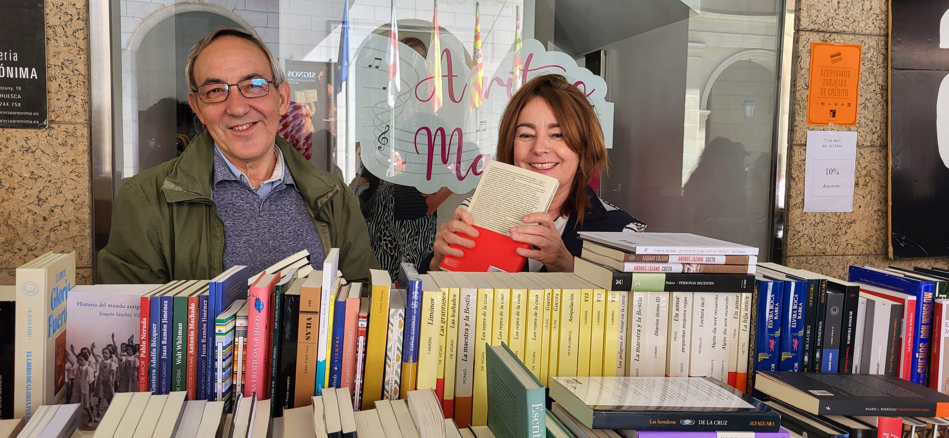  Día del Libro 2023 en Huesca. Foto Myriam Martínez