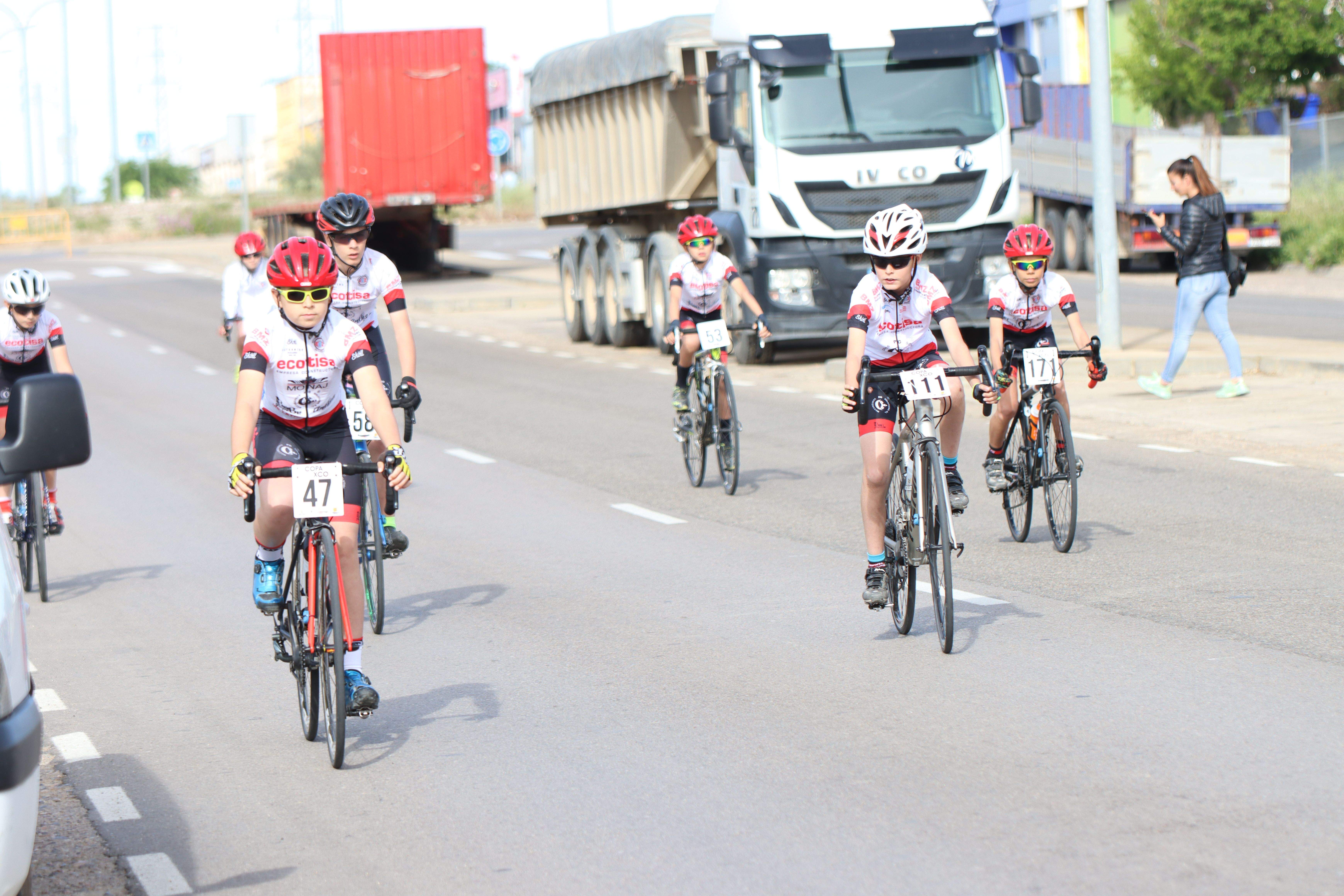 Los trofeos de San Jorge son para Escuelas y Cadetes.