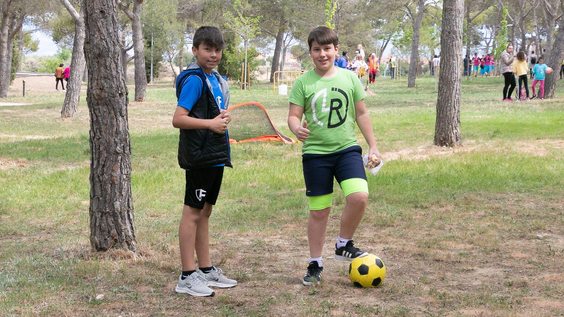 Celebración en Huesca de la fiesta de San Jorge en el cerro. Foto: Estela Alcay