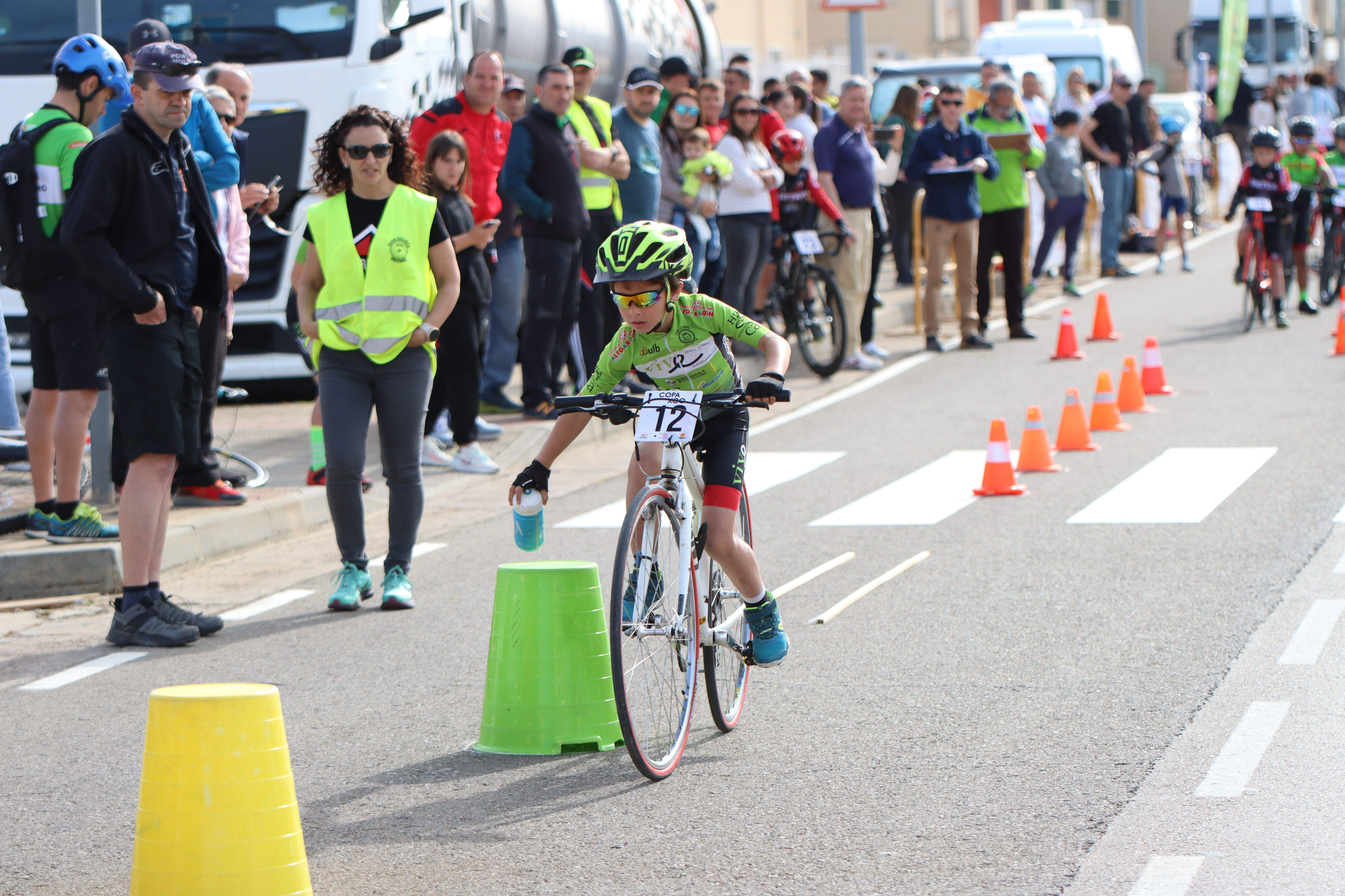 Escuelas y Cadetes han sido los protagonistas ciclistas.