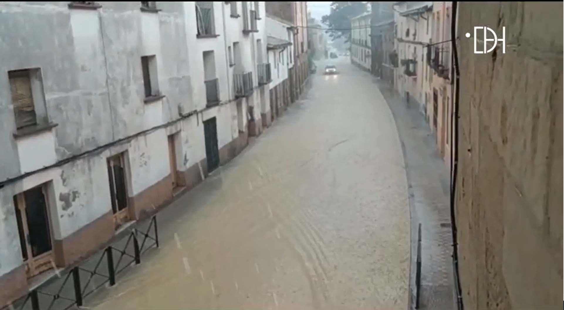 Tremenda tromba de agua en Ayerbe Tremenda tromba de agua en Ayerbe