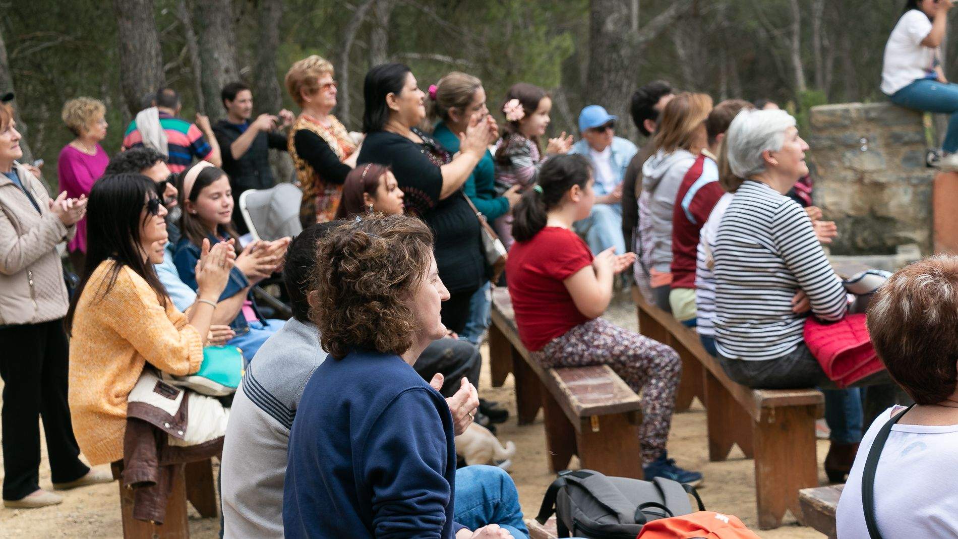  Celebración en Huesca de la fiesta de San Jorge en el cerro. Foto: Estela Alcay