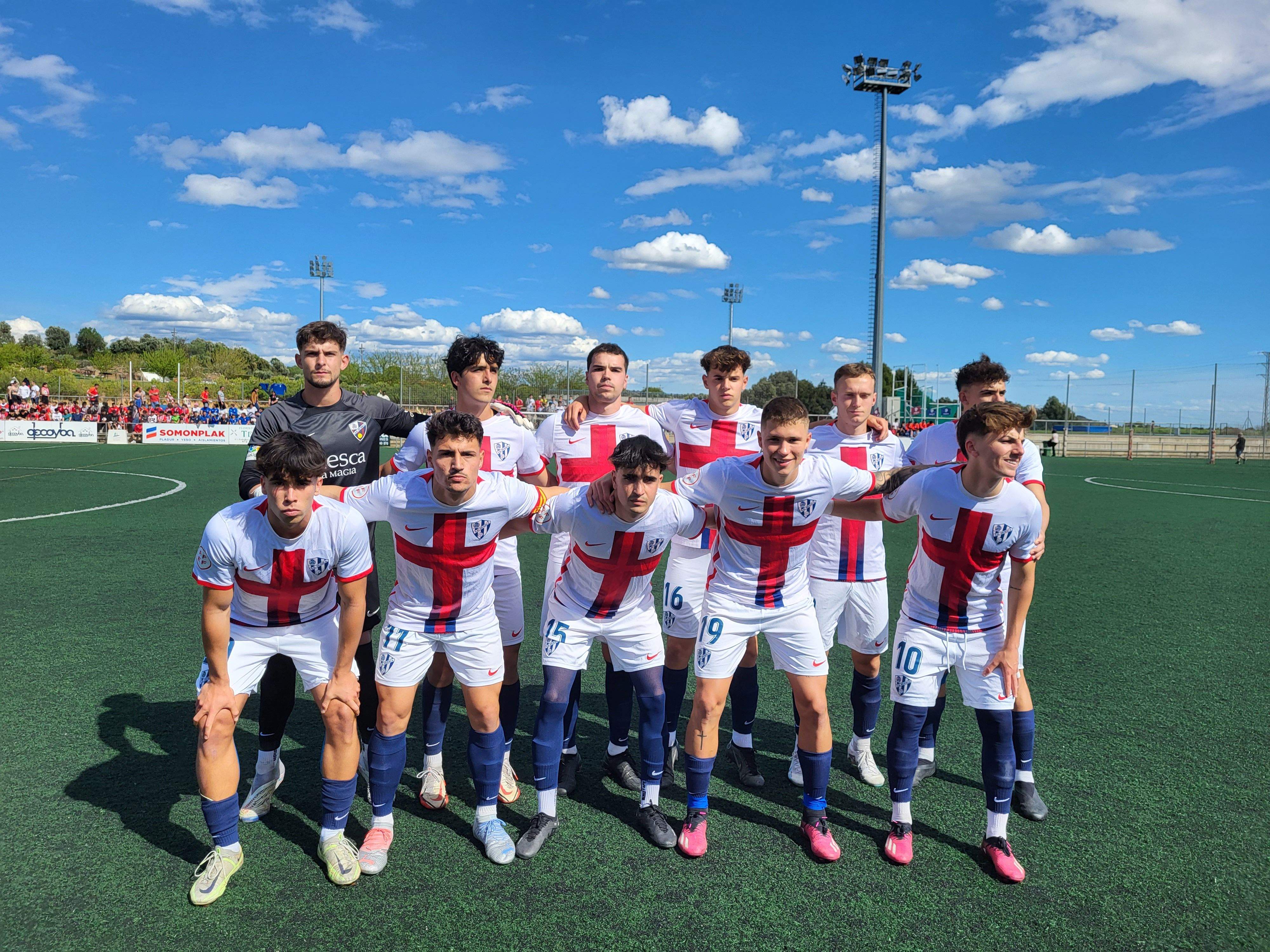Once del Huesca B ante el Barbastro. Foto: A.M