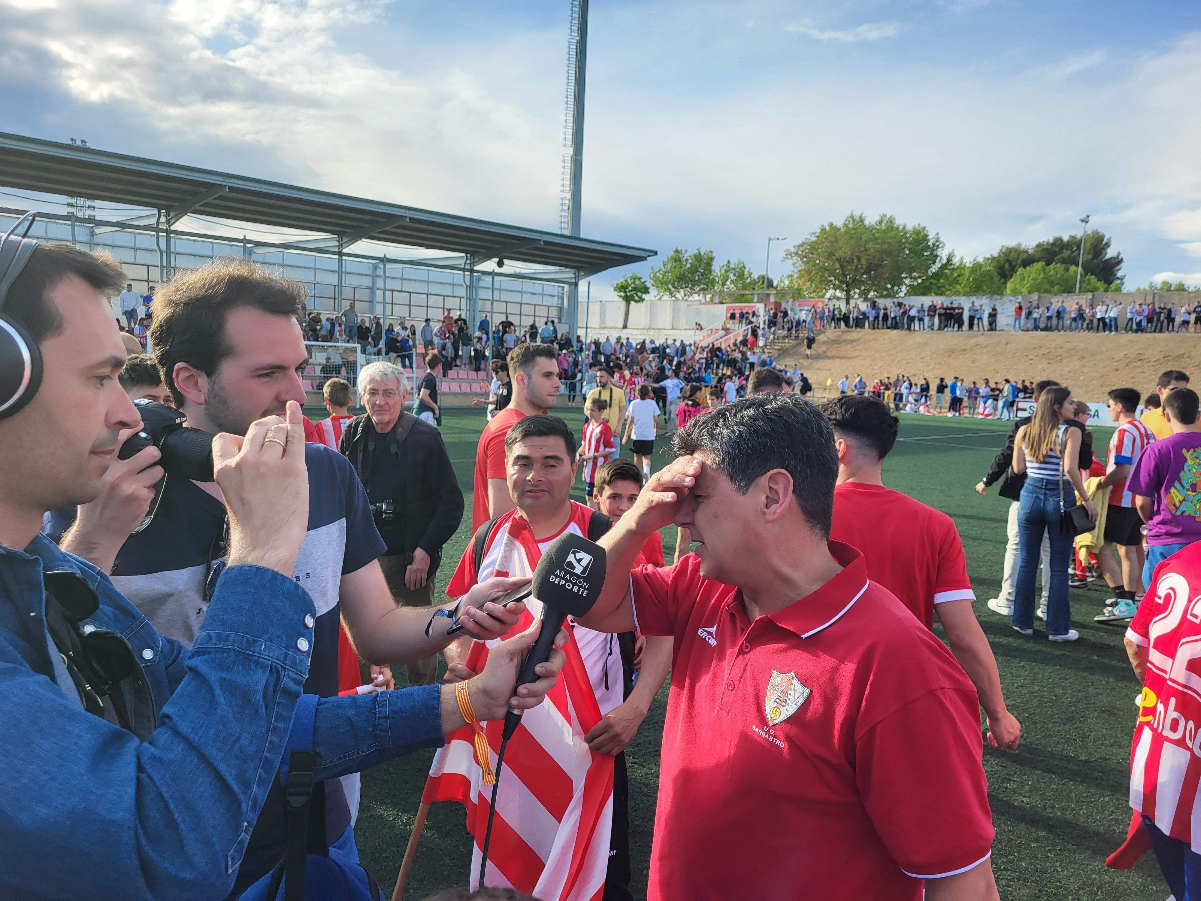 Celebración en el campo de fútbol. Foto: A.M