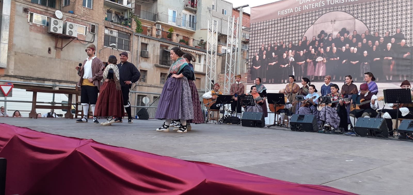 Celebración del Día de la Faldeta en Fraga
