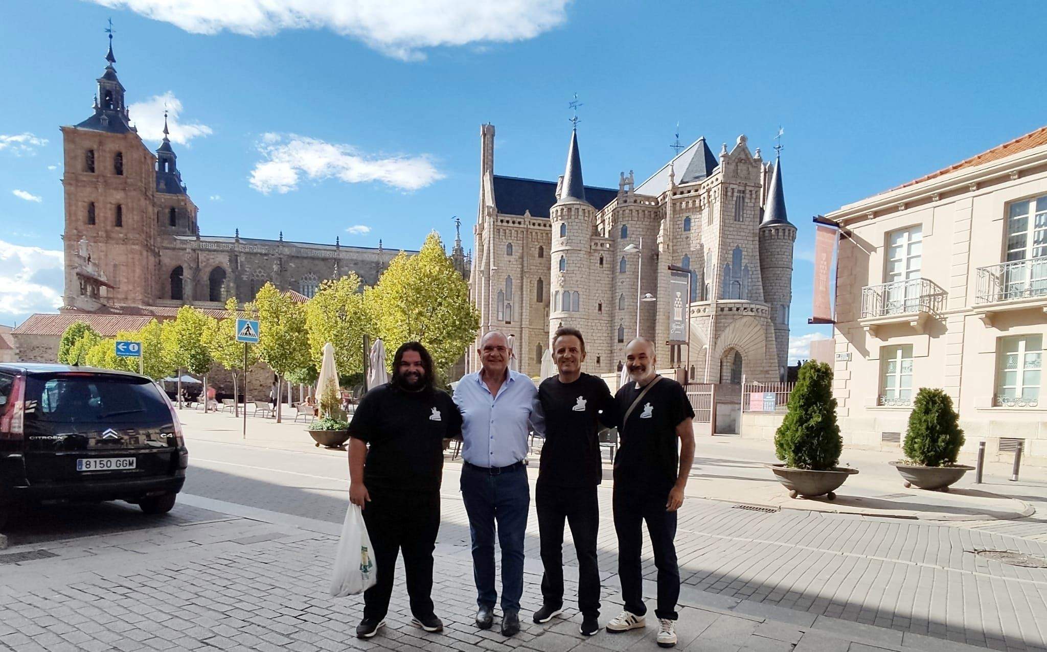 La visita cultural a Astorga es ineludible antes de representar Cucaracha.