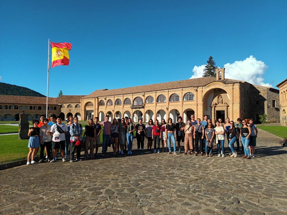 Alumnos en la Ciudadela de Jaca