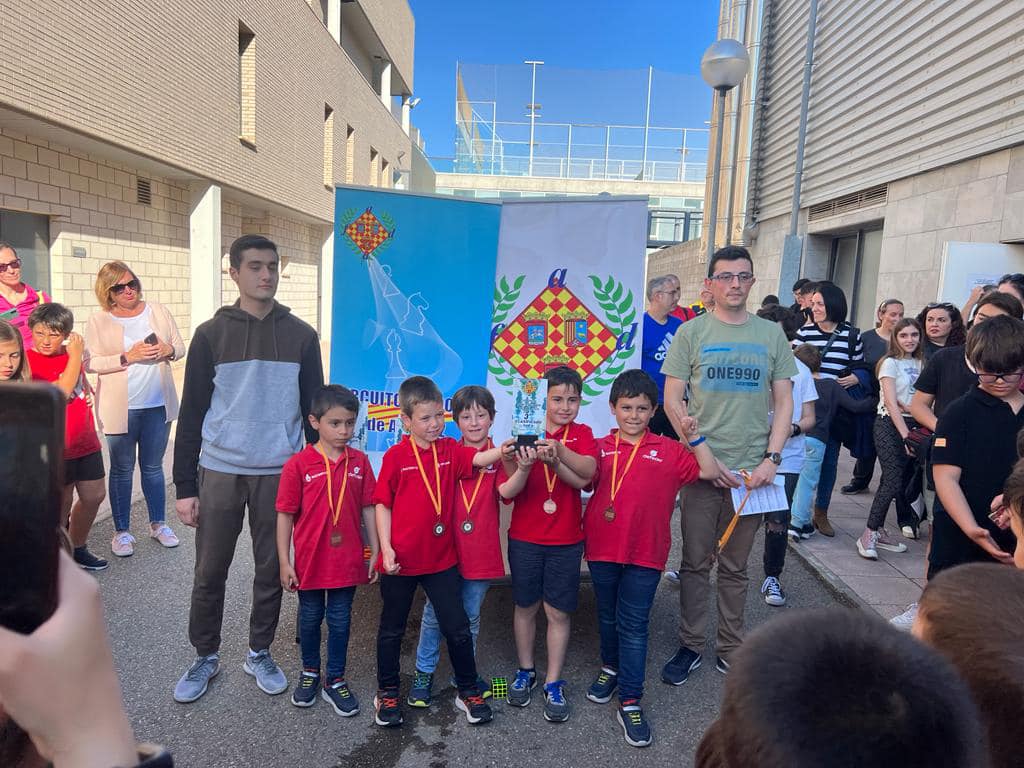 Club Ajedrez Monzón, tercero Sub-8.