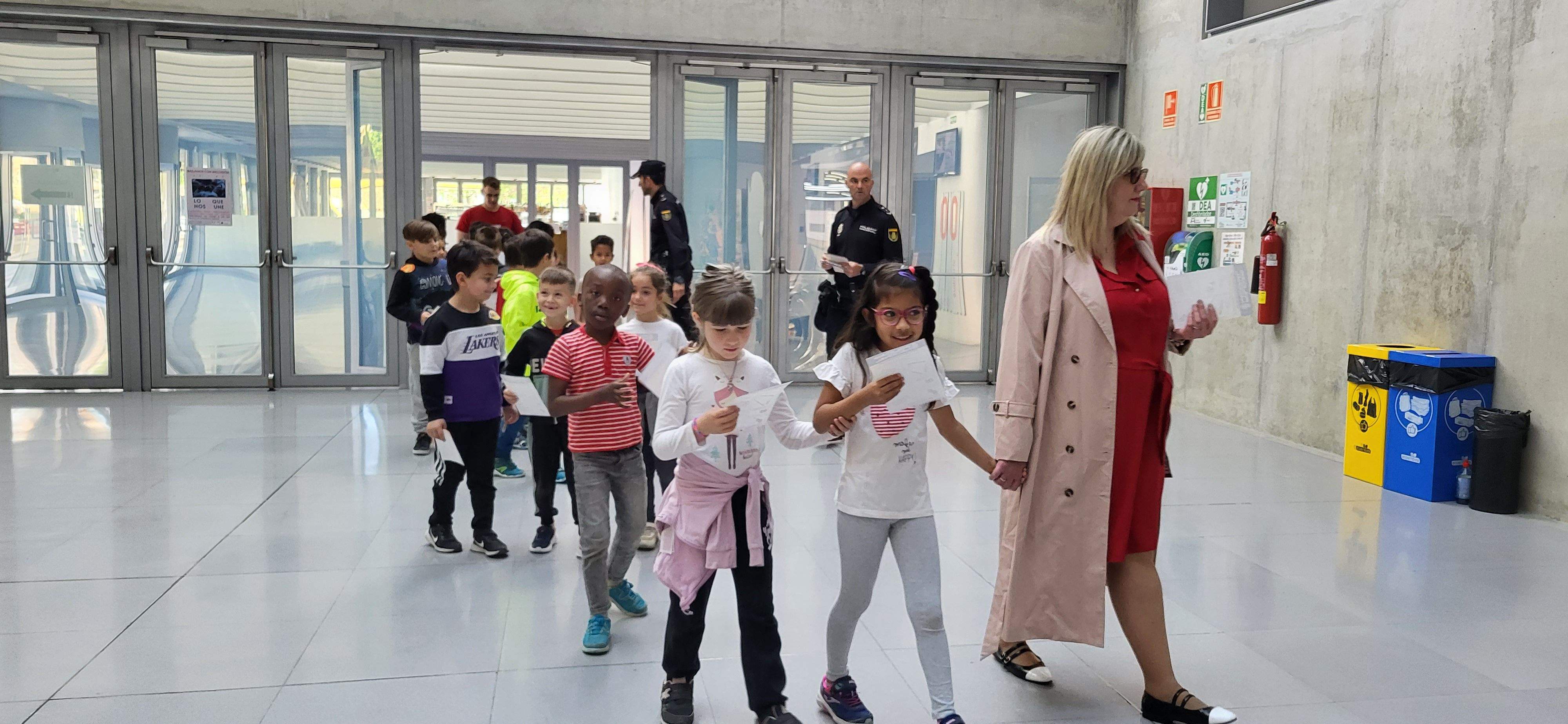 Concierto didáctico de la Banda Sinfónica de la Policía Nacional. Foto Myriam Martínez