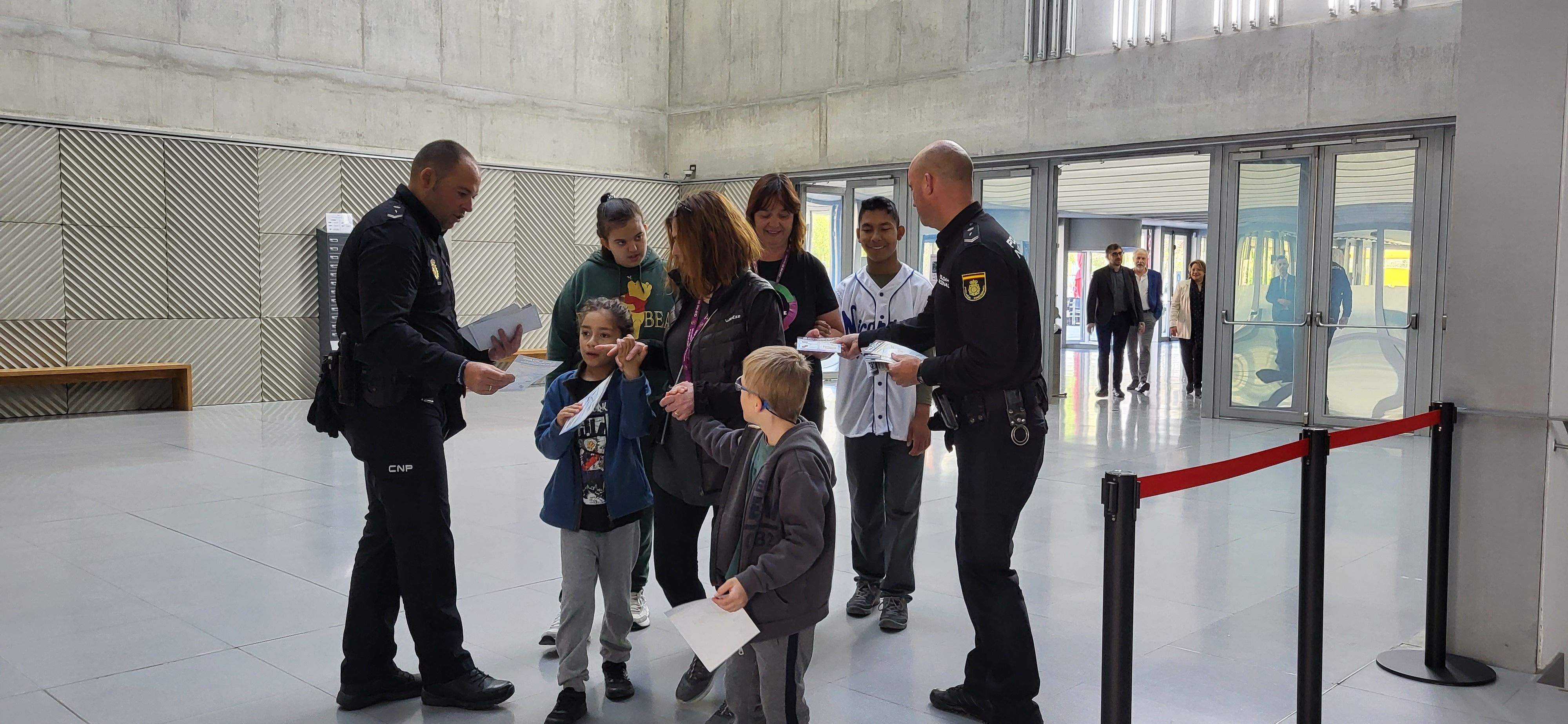 Concierto didáctico de la Banda Sinfónica de la Policía Nacional. Foto Myriam Martínez