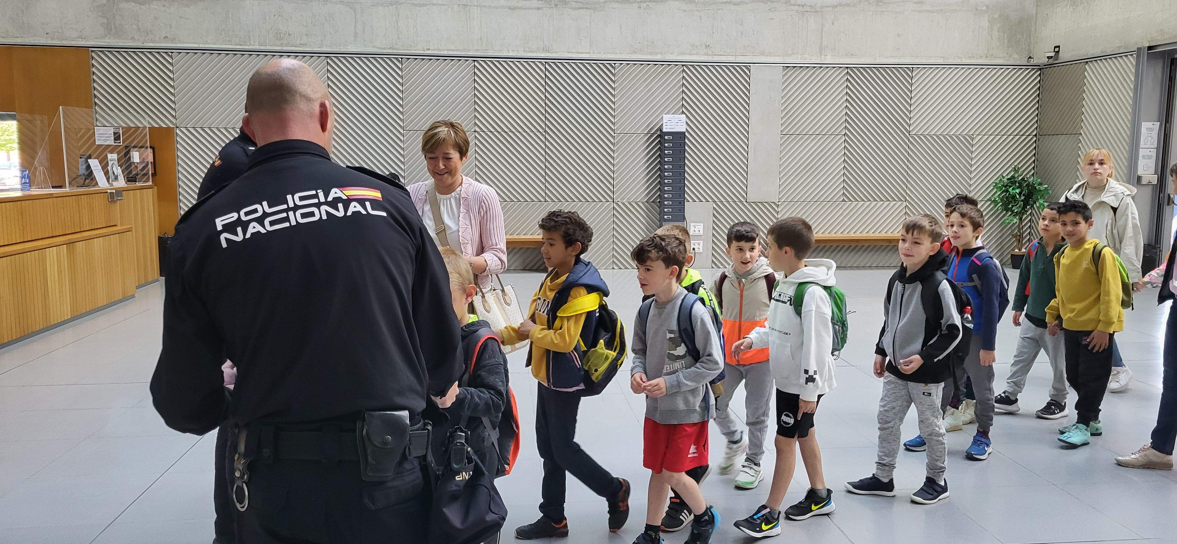 Concierto didáctico de la Banda Sinfónica de la Policía Nacional. Foto Myriam Martínez