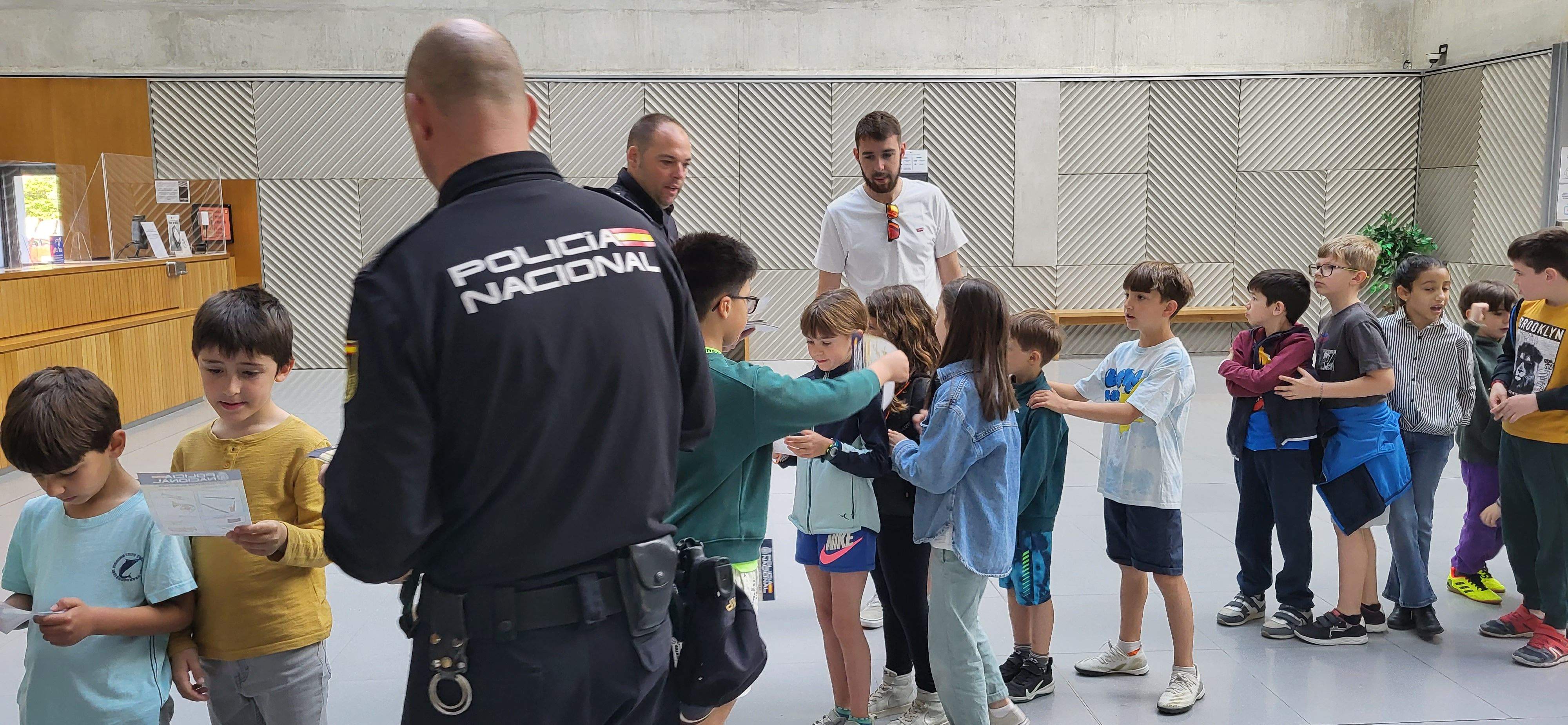 Concierto didáctico de la Banda Sinfónica de la Policía Nacional. Foto Myriam Martínez