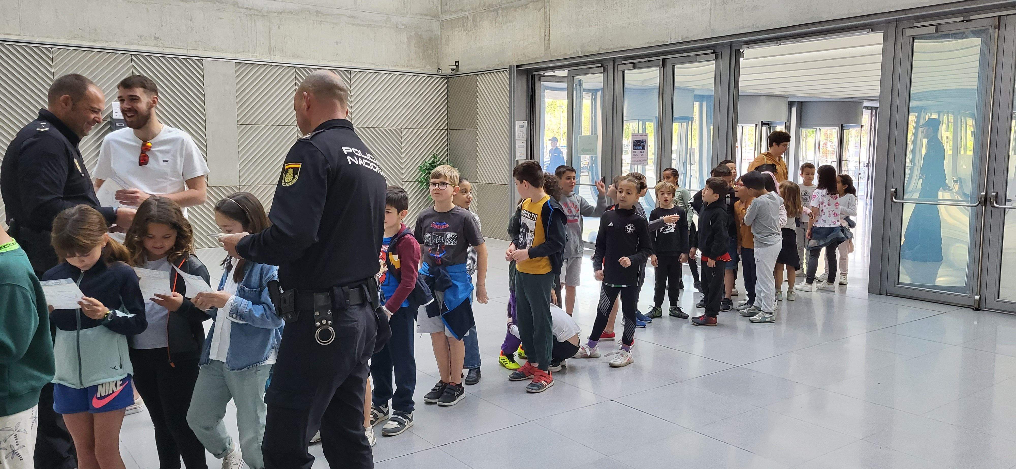 Concierto didáctico de la Banda Sinfónica de la Policía Nacional. Foto Myriam Martínez