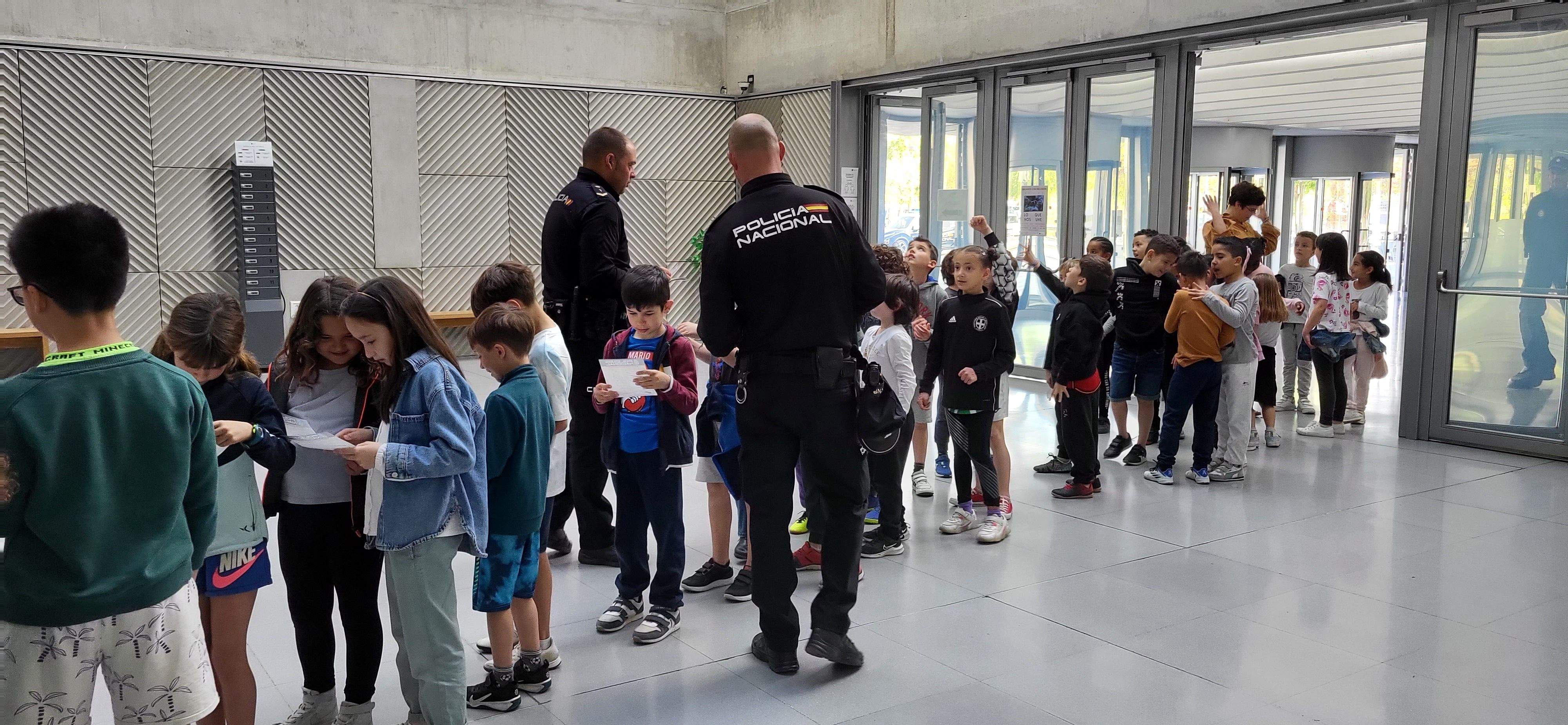 Concierto didáctico de la Banda Sinfónica de la Policía Nacional. Foto Myriam Martínez