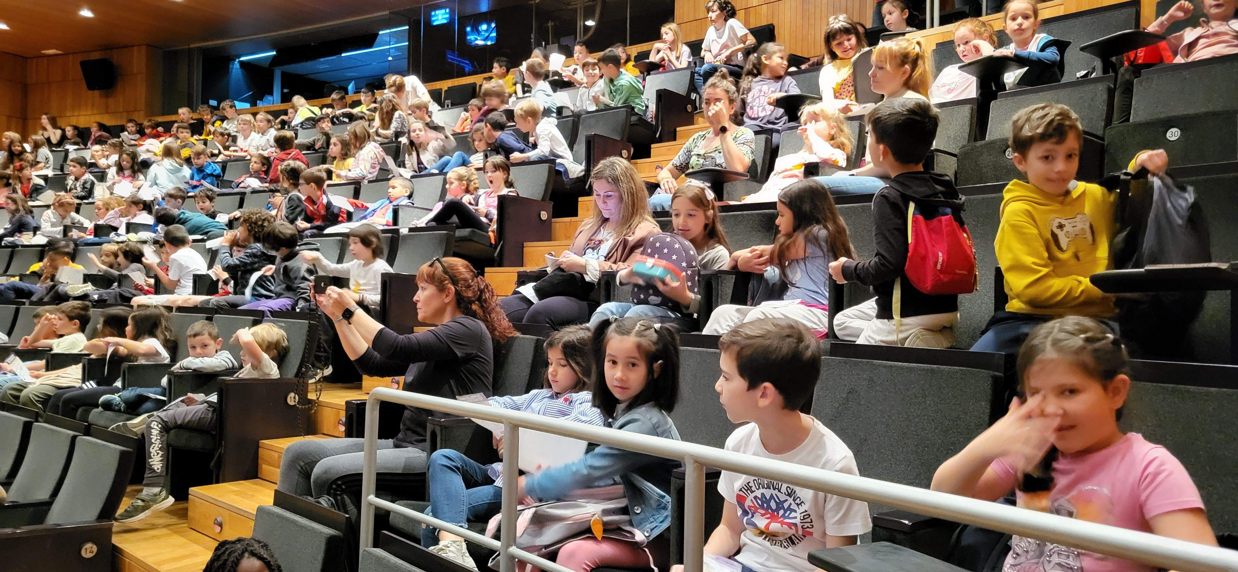 Concierto didáctico de la Banda Sinfónica de la Policía Nacional. Foto Myriam Martínez