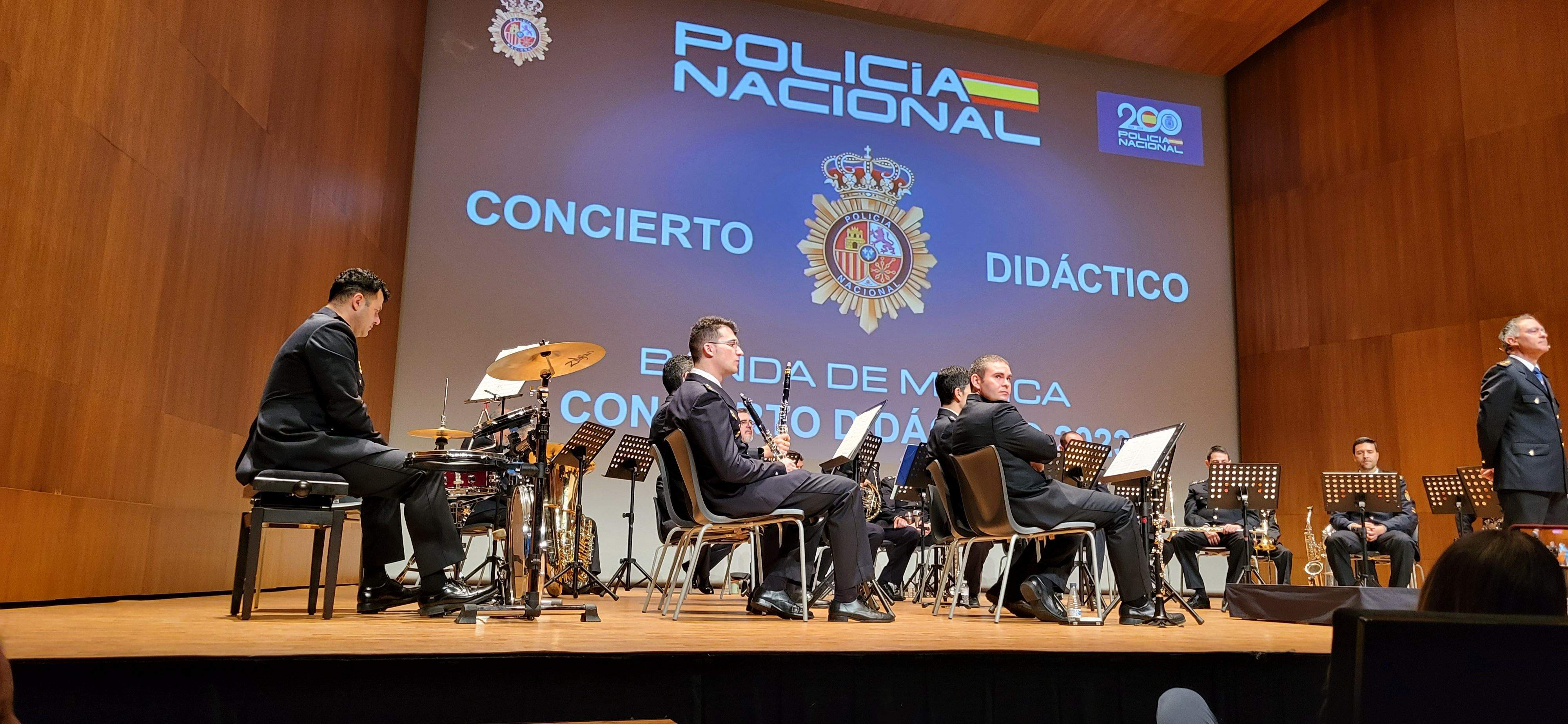 Concierto didáctico de la Banda Sinfónica de la Policía Nacional. Foto Myriam Martínez