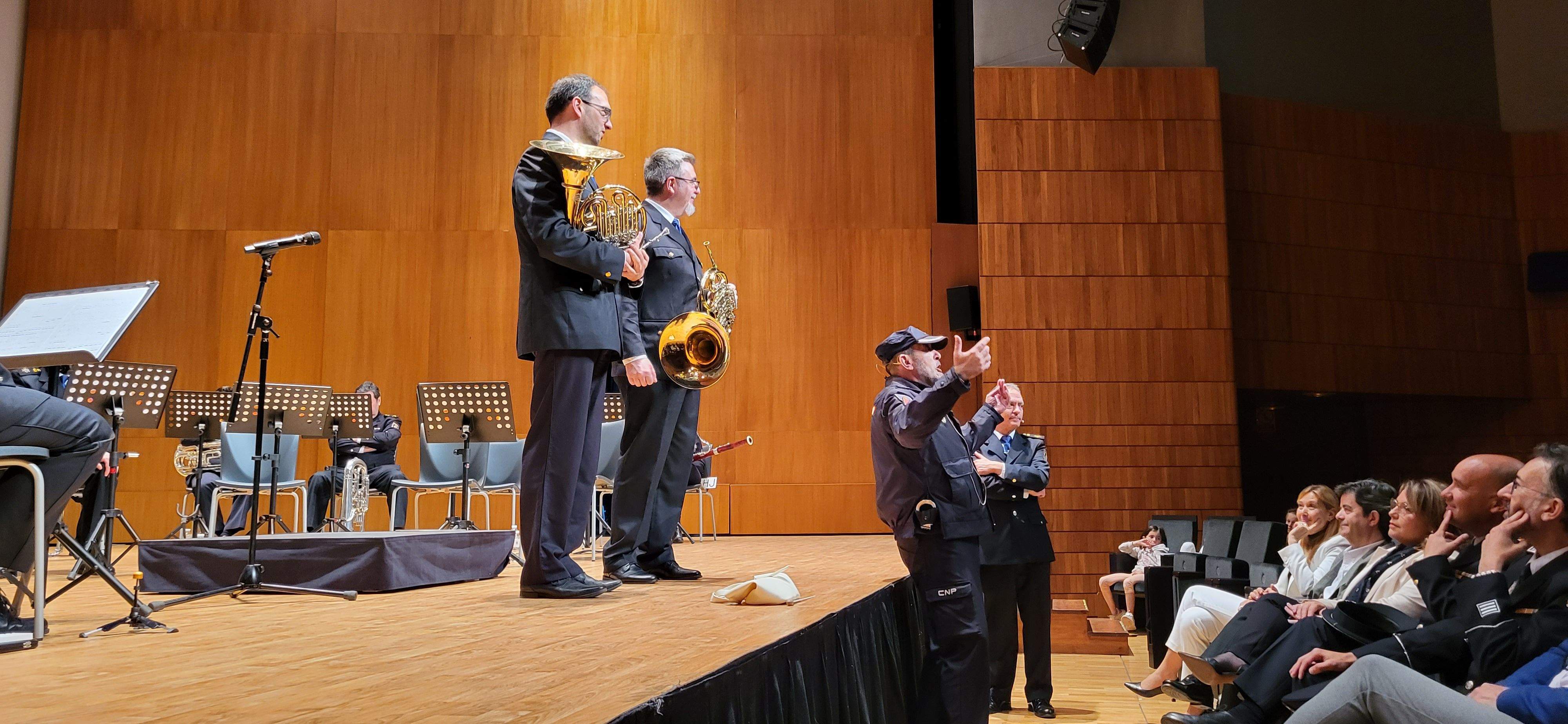 Concierto didáctico de la Banda Sinfónica de la Policía Nacional. Foto Myriam Martínez