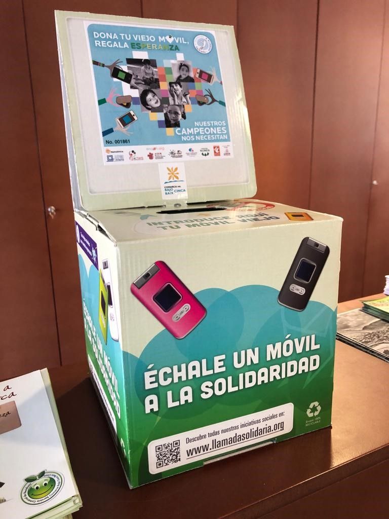 Contenedor de la fundación Llamada Solidaria