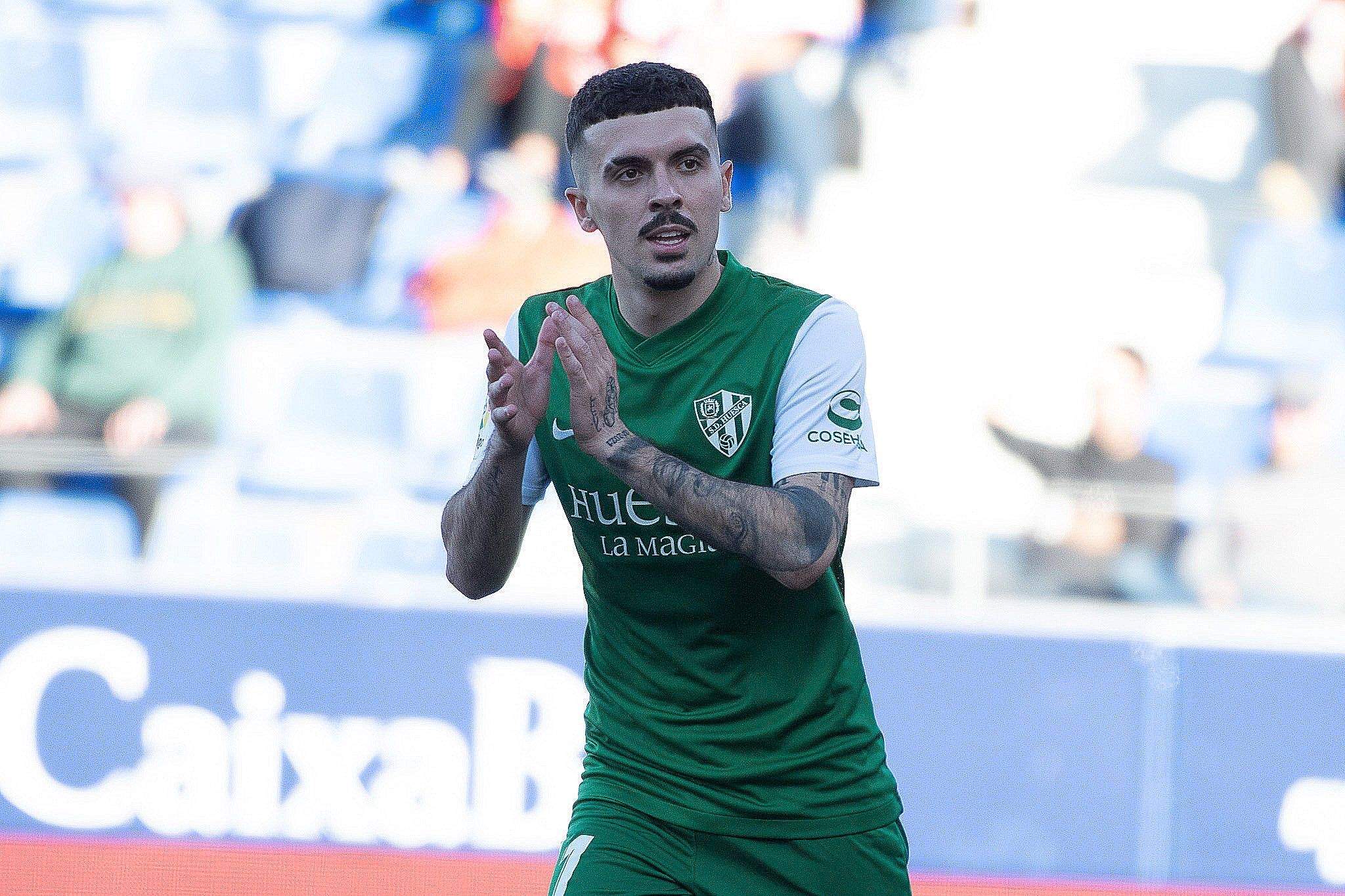 Joaquín Muñoz en un partido con el Huesca esta temporada.