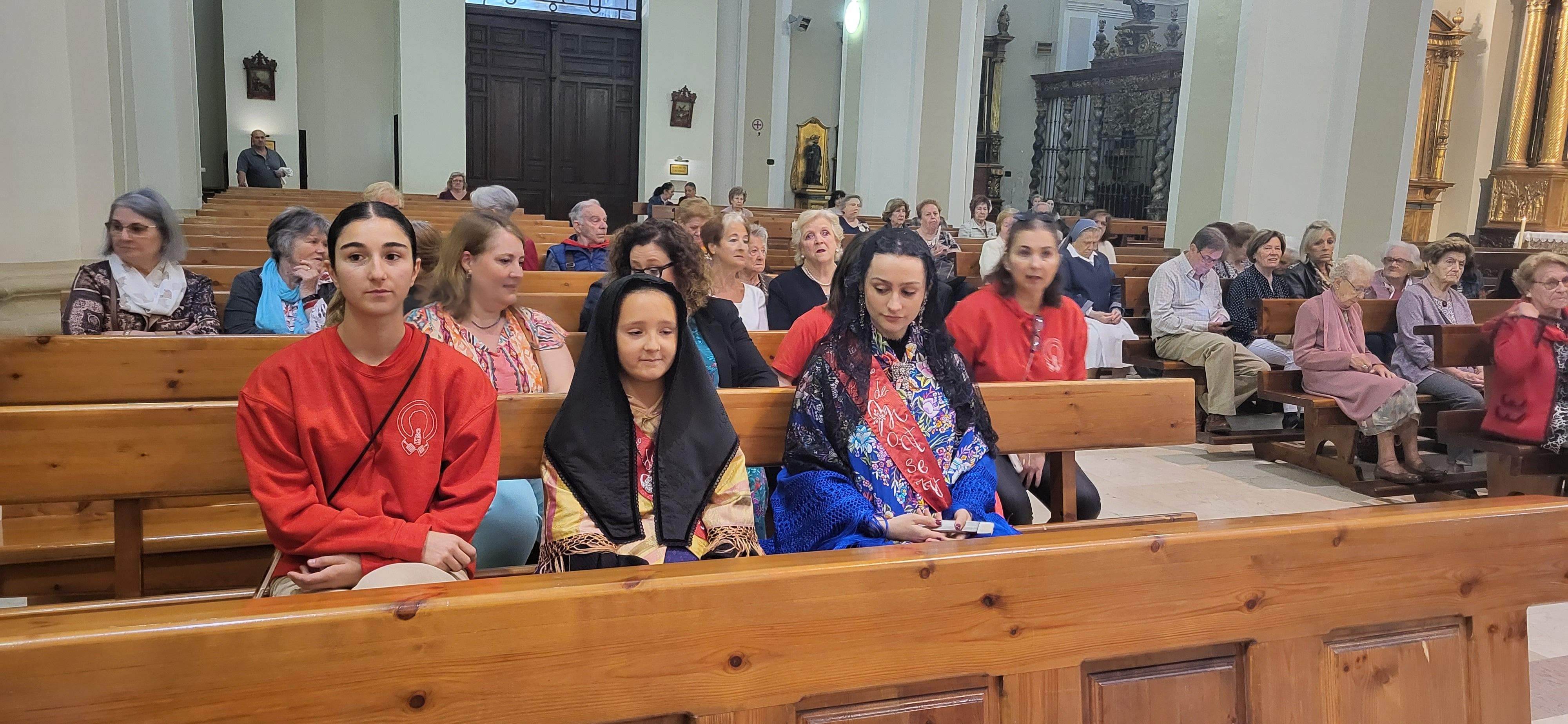  Misa baturra de las fiestas del barrio de San Lorenzo. Foto Myriam Martínez