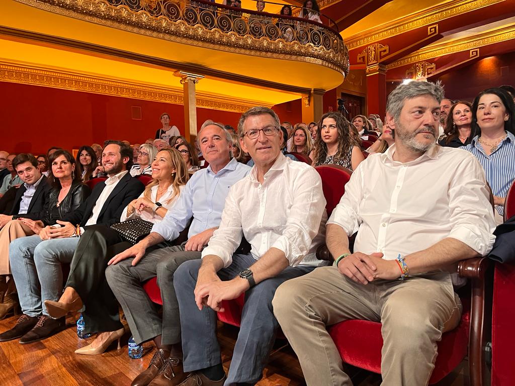 Acto electoral del PP en Huesca, con la presencia de Alberto Núñez Feijóo. Foto: Mercedes Manterola