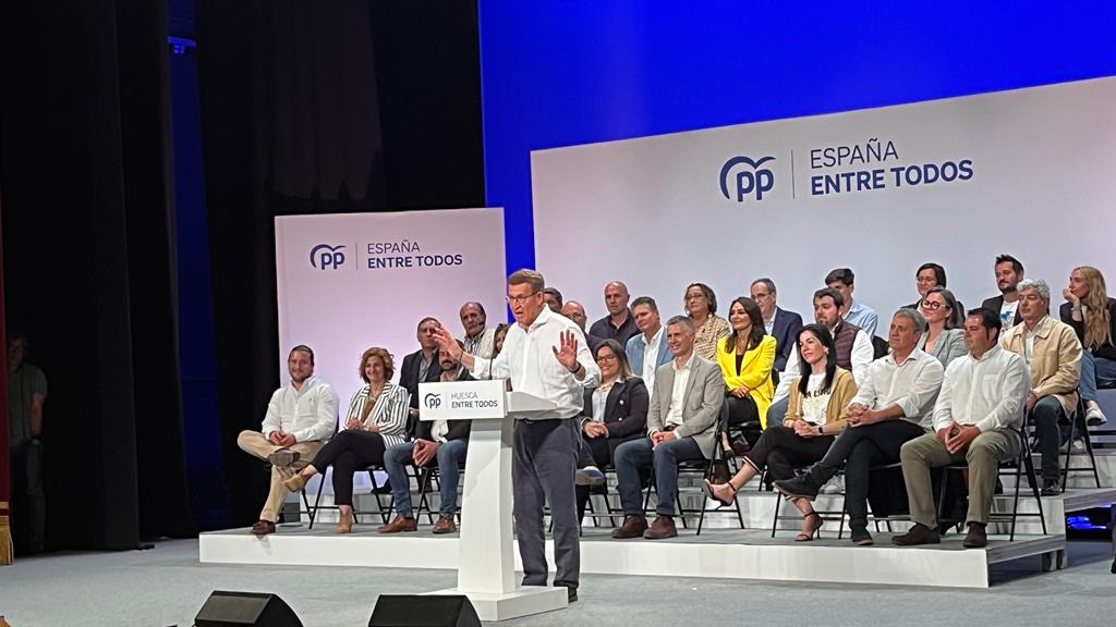 Acto electoral del PP en Huesca, con la presencia de Alberto Núñez Feijóo. Foto: Mercedes Manterola