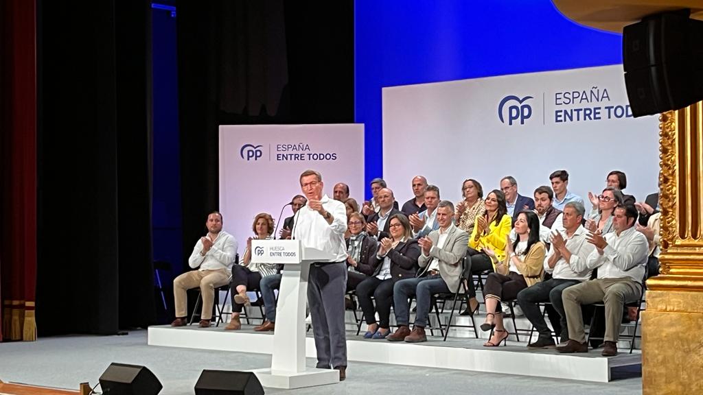 Acto electoral del PP en Huesca, con la presencia de Alberto Núñez Feijóo. Foto: Mercedes Manterola