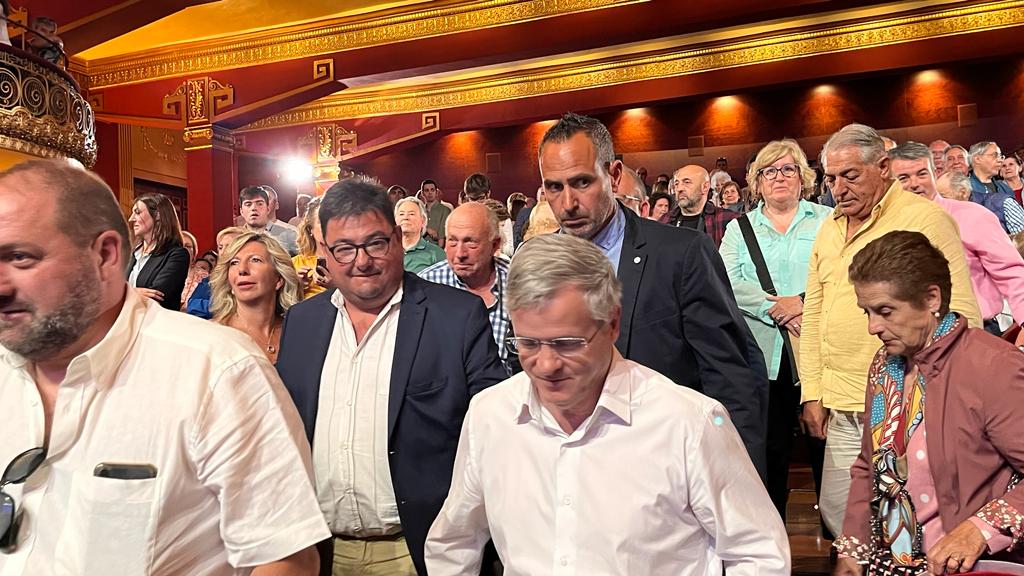 Acto electoral del PP en Huesca, con la presencia de Alberto Núñez Feijóo. Foto: Mercedes Manterola