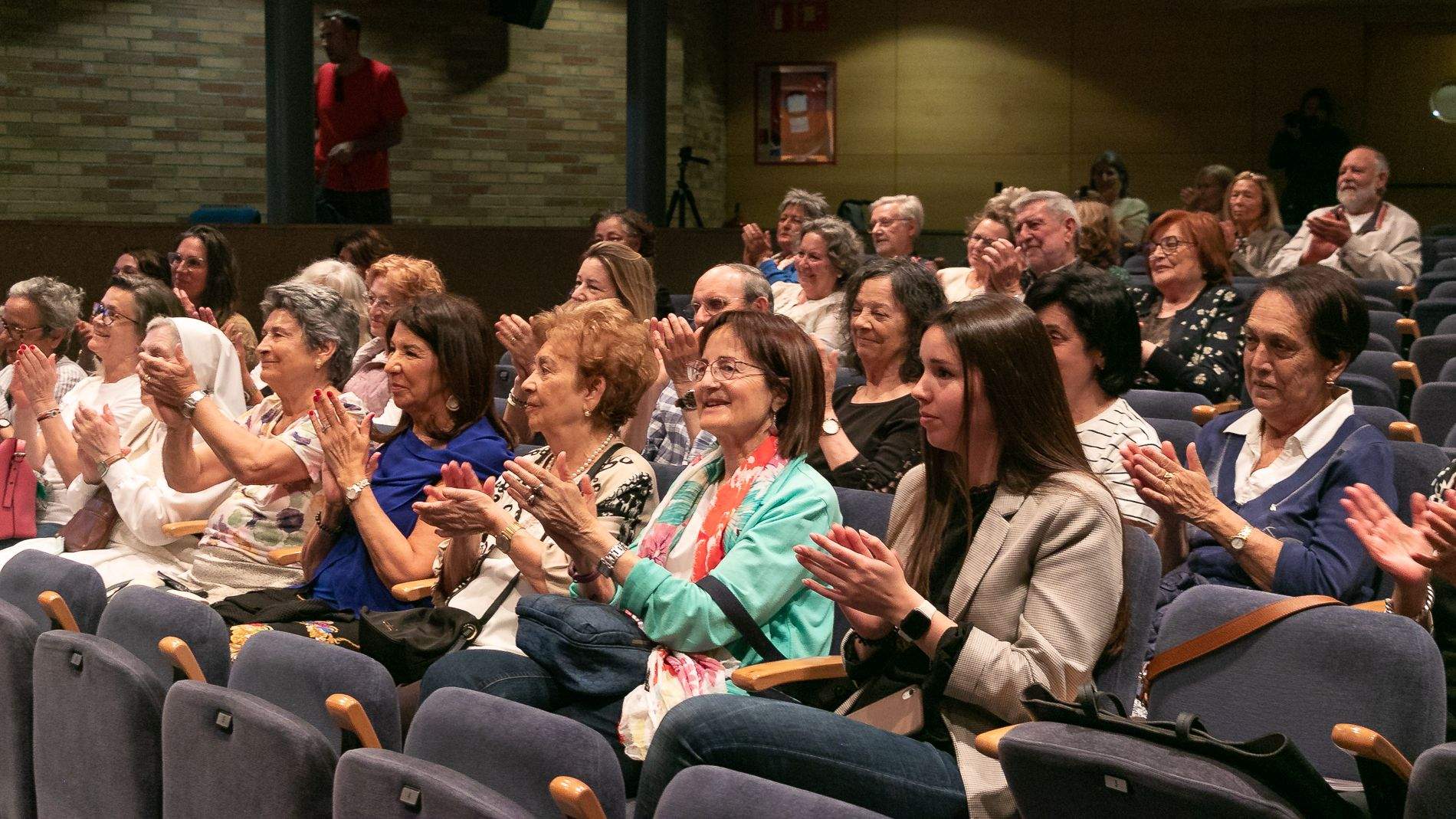 Medalla de Oro y exposición de María Cruz Sarvisé. Foto Estela Alcay