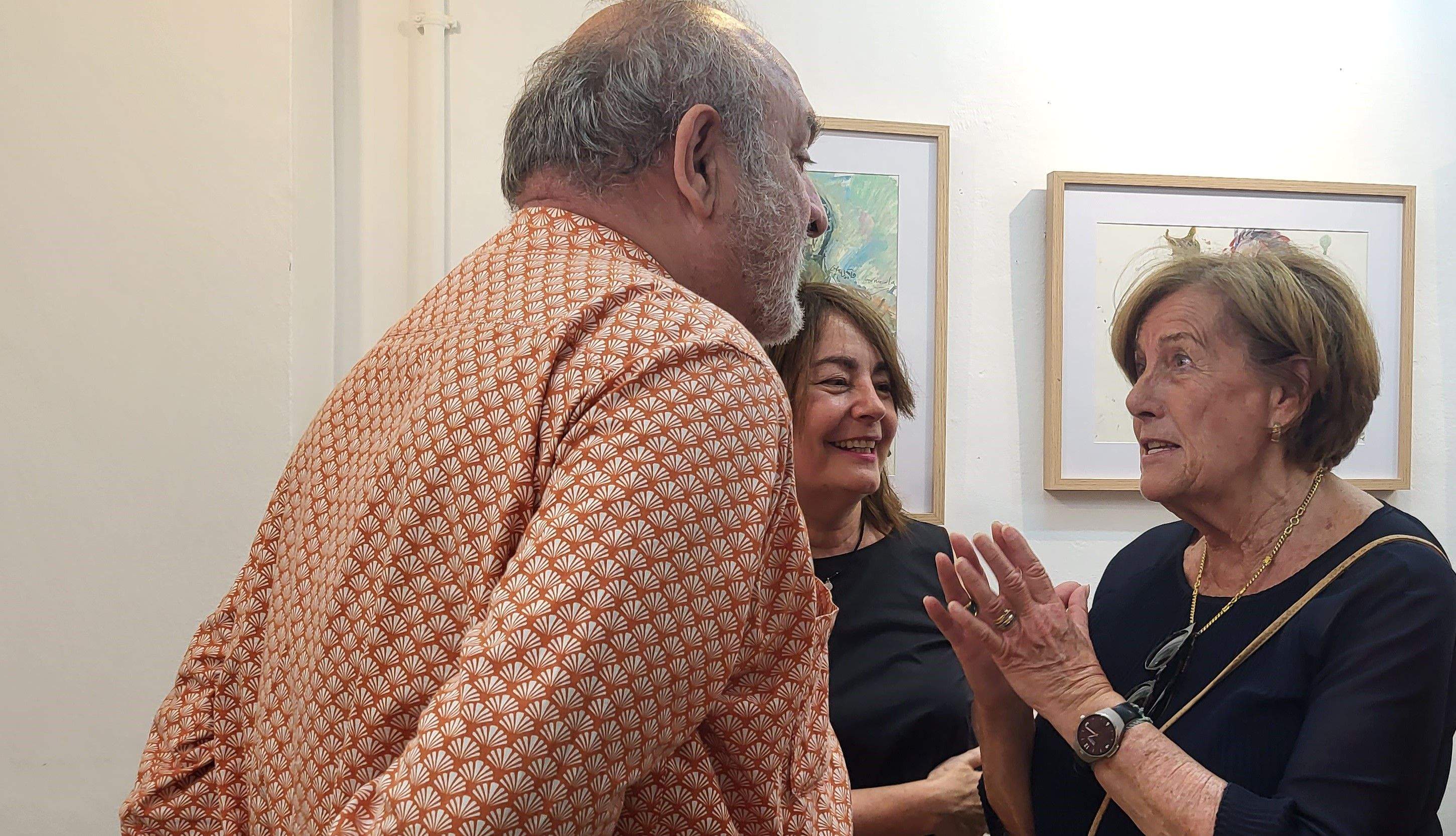 Inauguración de la exposición de Grau Santos en la librería Anónima de Huesca. Foto Myriam Martínez