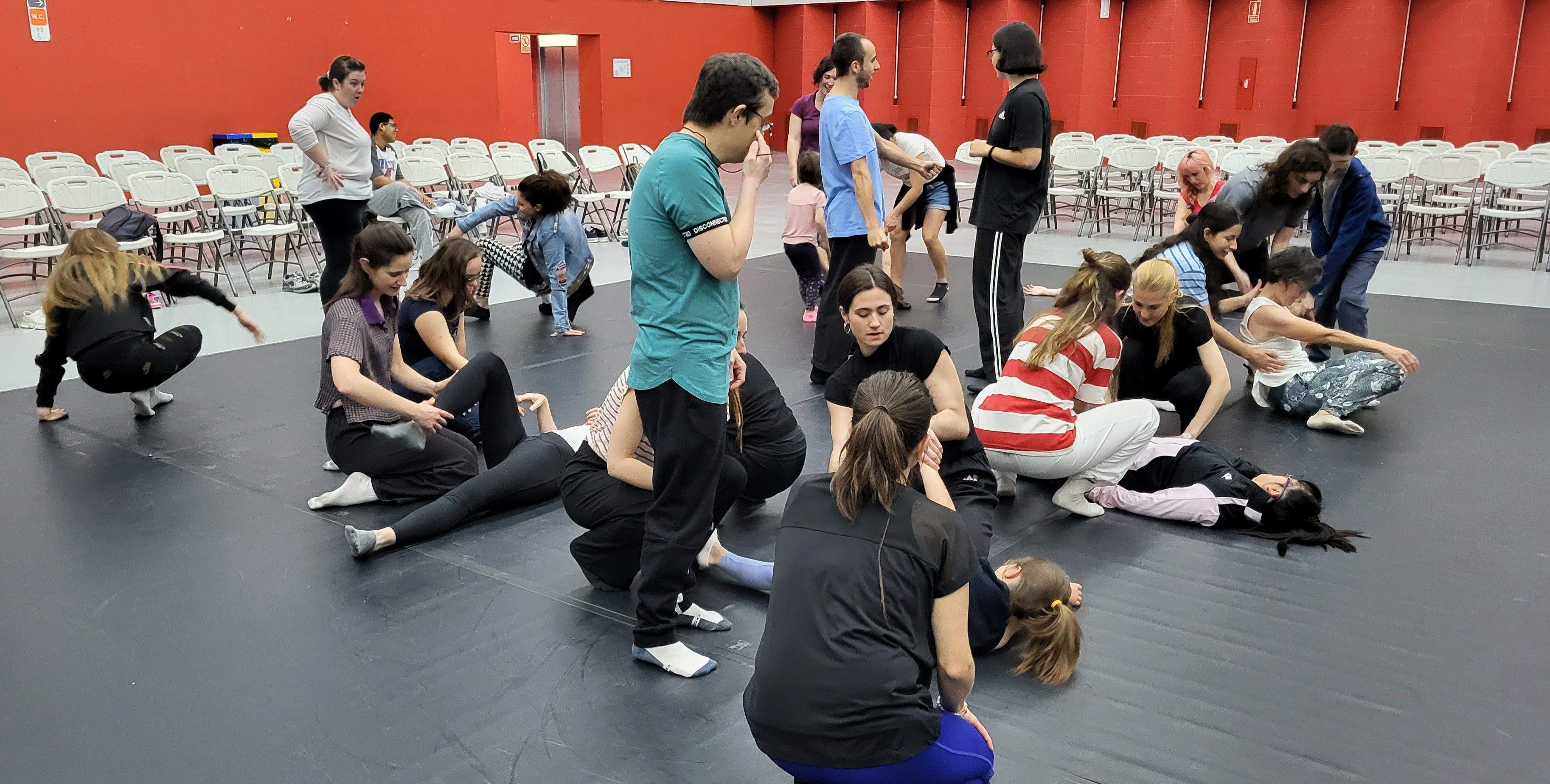 Jornada de danza inclusiva con la Asociación Down Huesca. Foto Myriam Martínez
