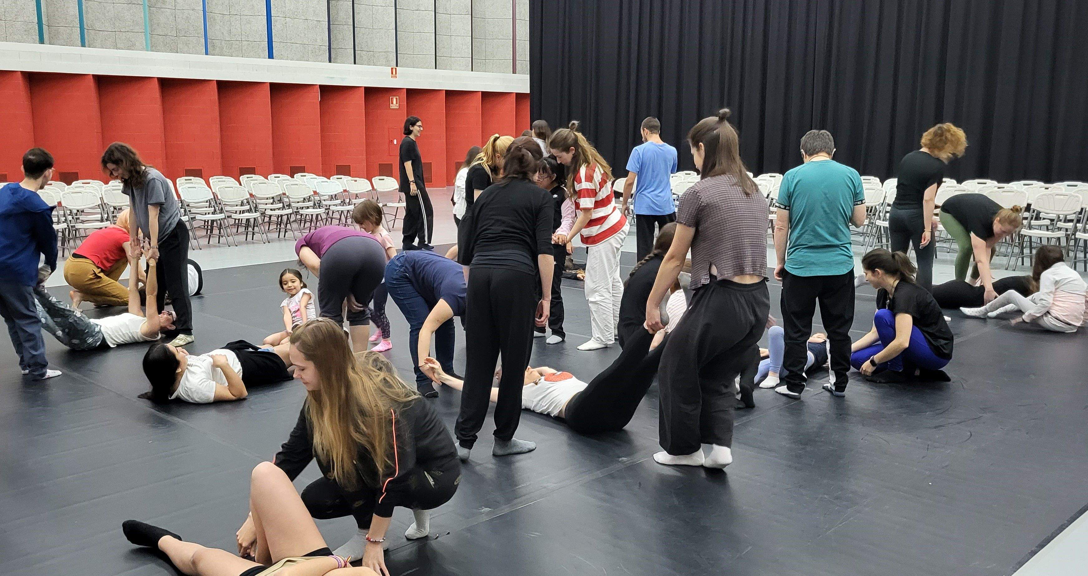 Jornada de danza inclusiva con la Asociación Down Huesca. Foto Myriam Martínez