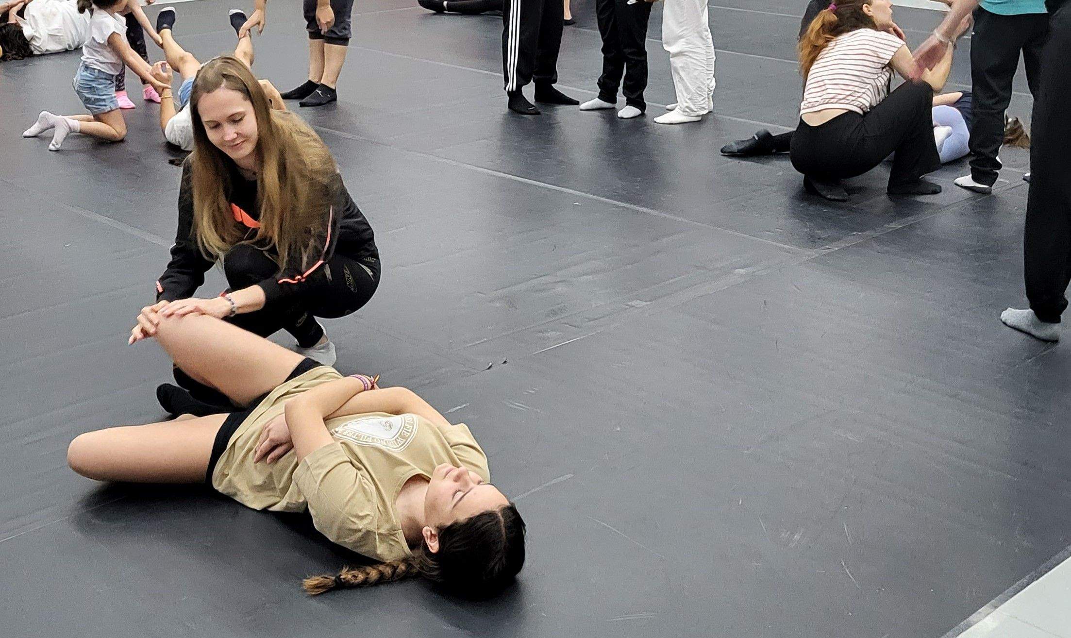 Jornada de danza inclusiva con la Asociación Down Huesca. Foto Myriam Martínez