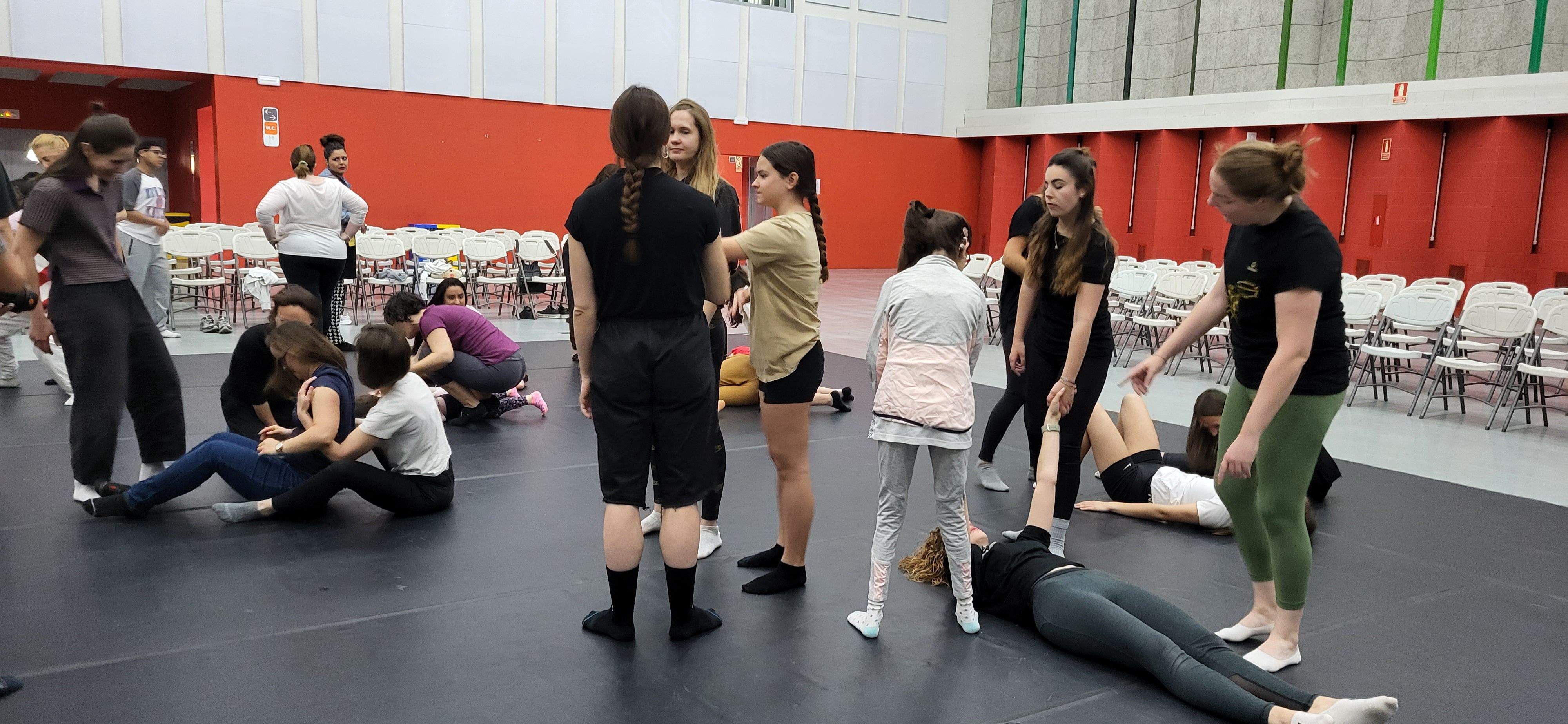 Jornada de danza inclusiva con la Asociación Down Huesca. Foto Myriam Martínez