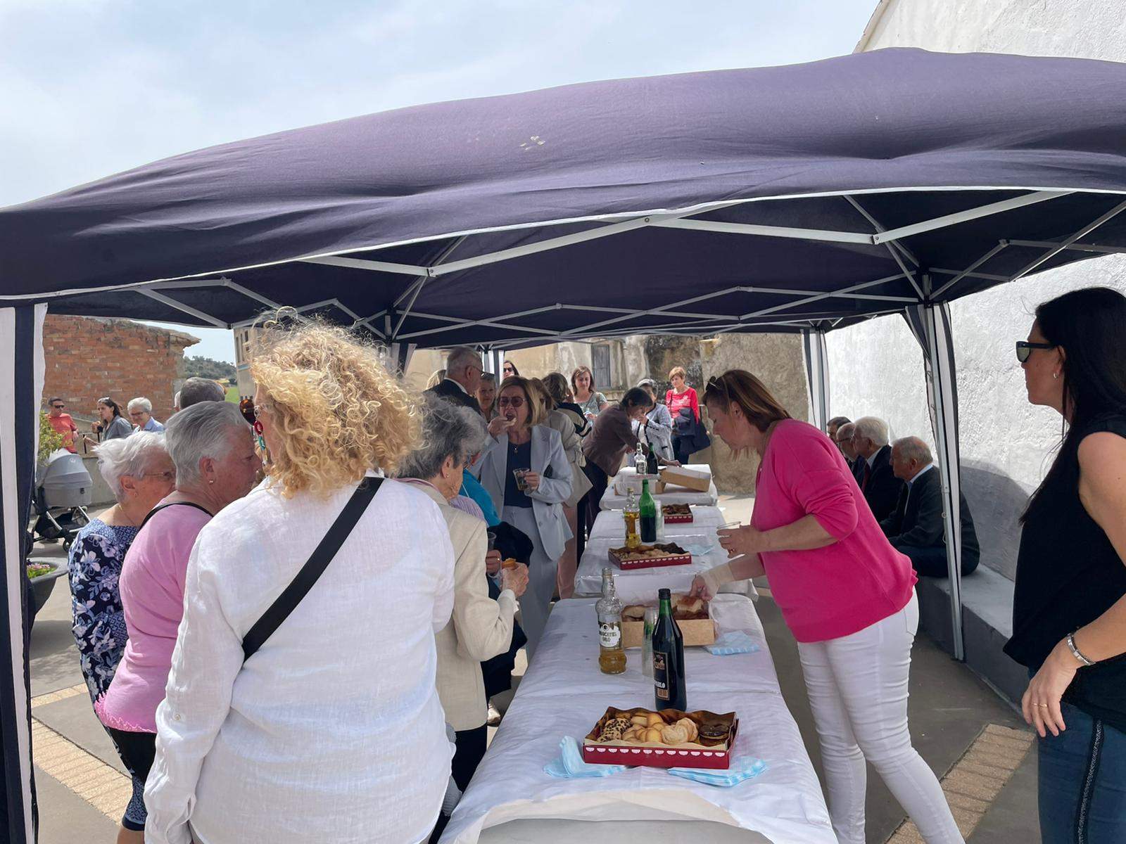 Celebración de las fiestas de Azanuy.