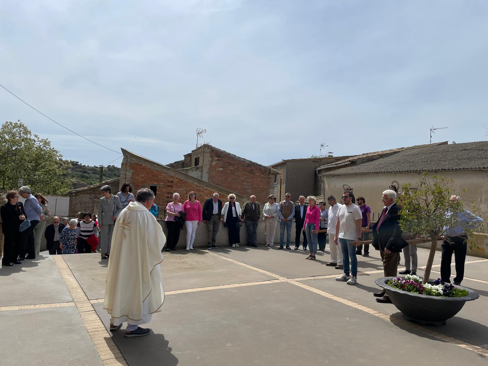 Celebración de las fiestas de Azanuy.