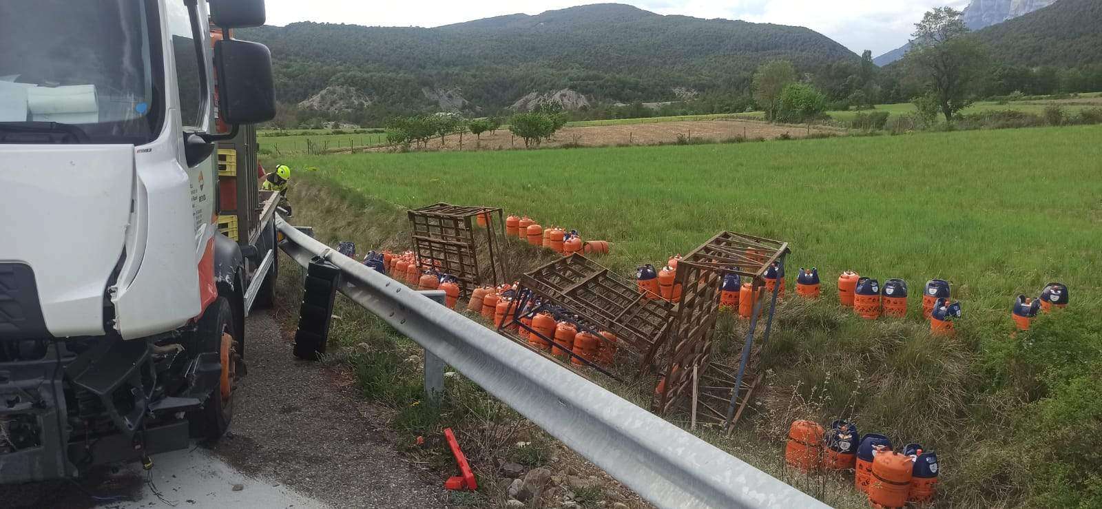 Accidente de un camión de butano en la N-260