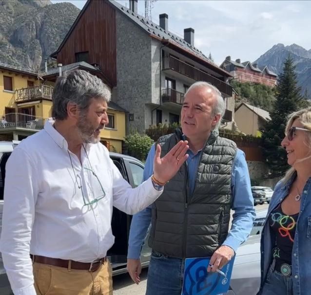 Azcón ha presentado en Panticosa su plan para potenciar el turismo en el Pirineo.