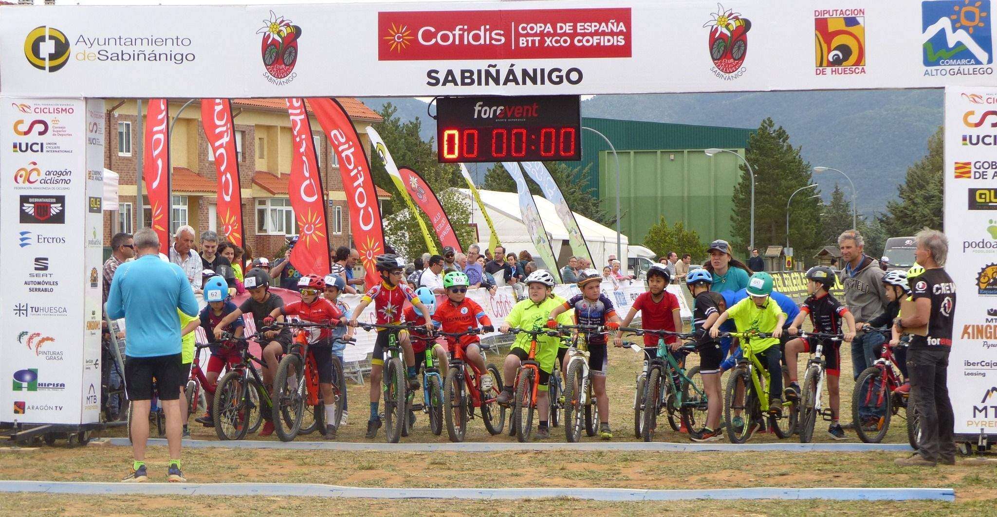 Mini Quebrantahuesos. Foto Andrés Alcaraz Deporte Cantera Sabiñánigo 