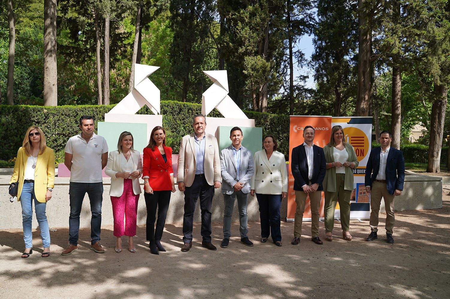 Miembros de la lista liderada por Jara Bernués, con Carlos Ortas en el centro