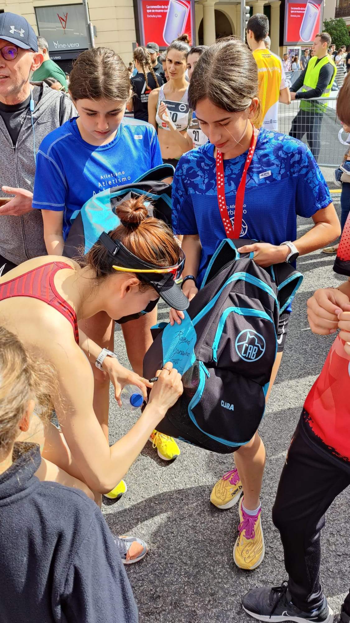 Las barbastrenses con Palmisano