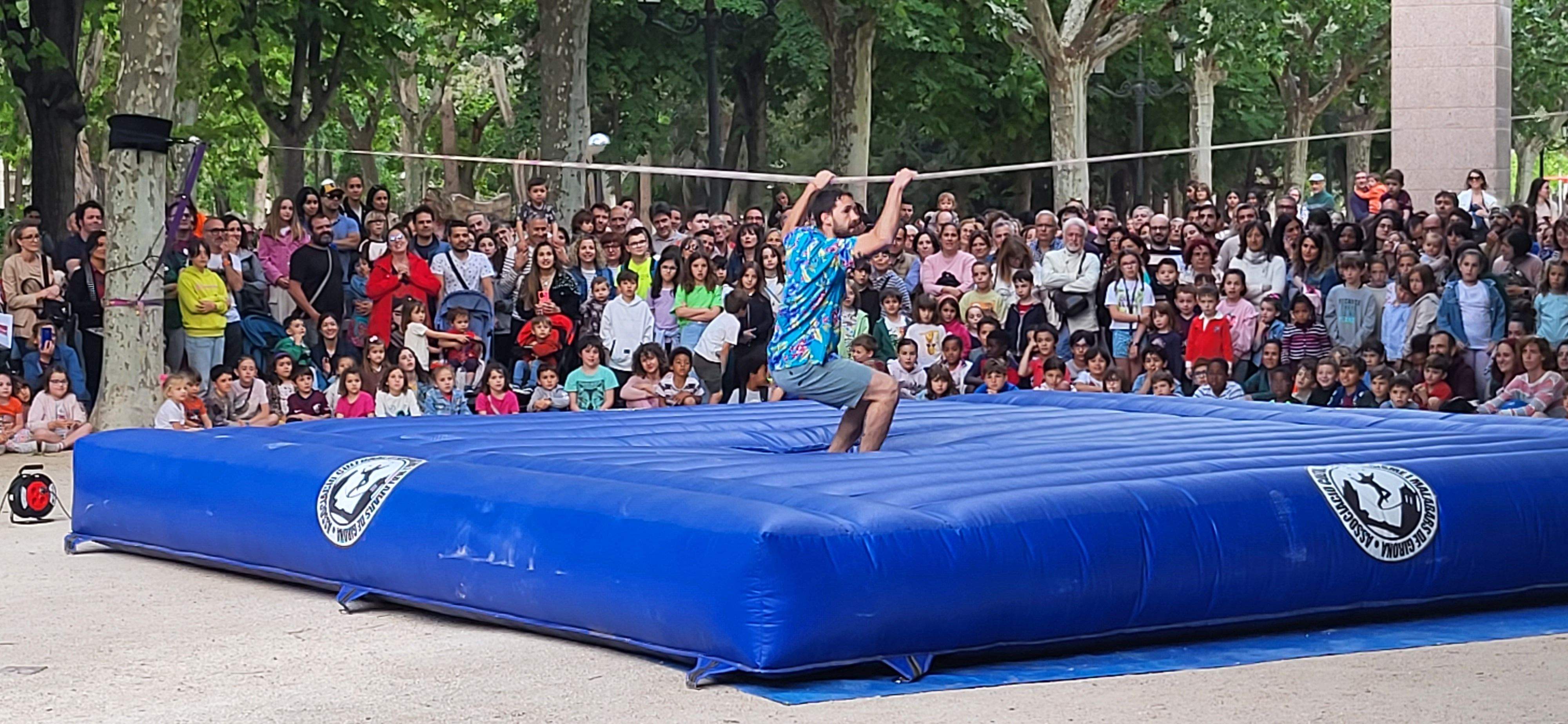 Caminando por las Nubes en Huesca. Foto Javier García Antón