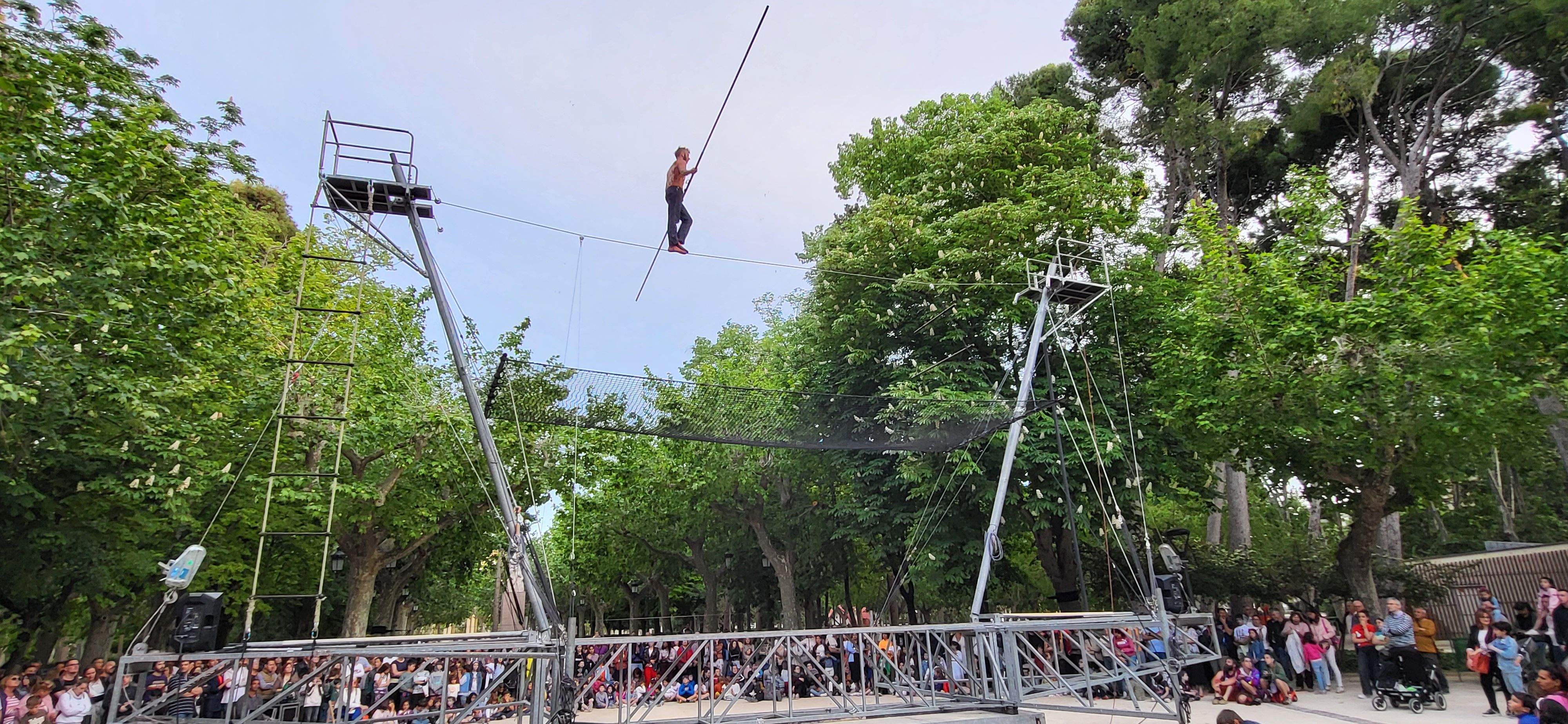 Caminando por las Nubes en Huesca. Foto Javier García Antón